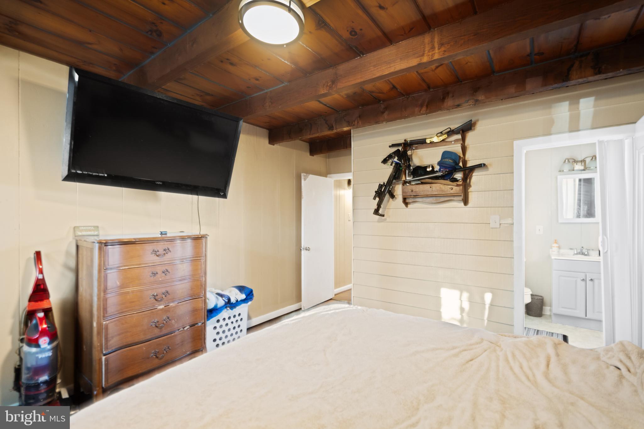 LAKE HOLIDAY ESTATES - Residential