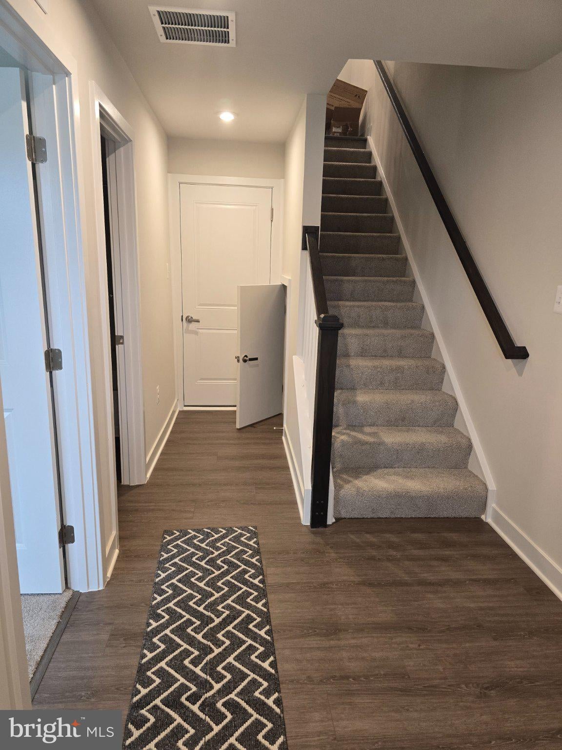 33 OASIS AVENUE