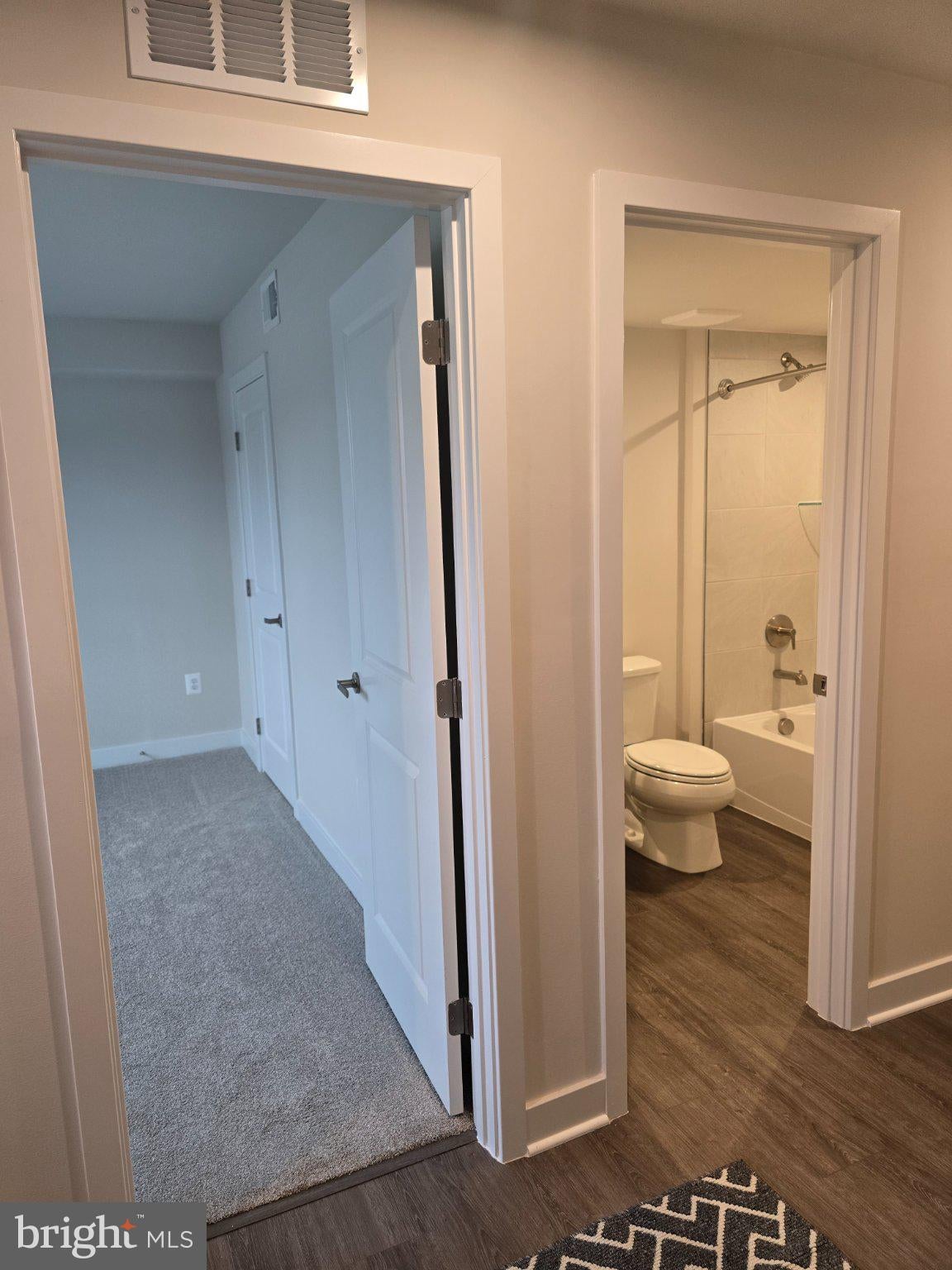33 OASIS AVENUE