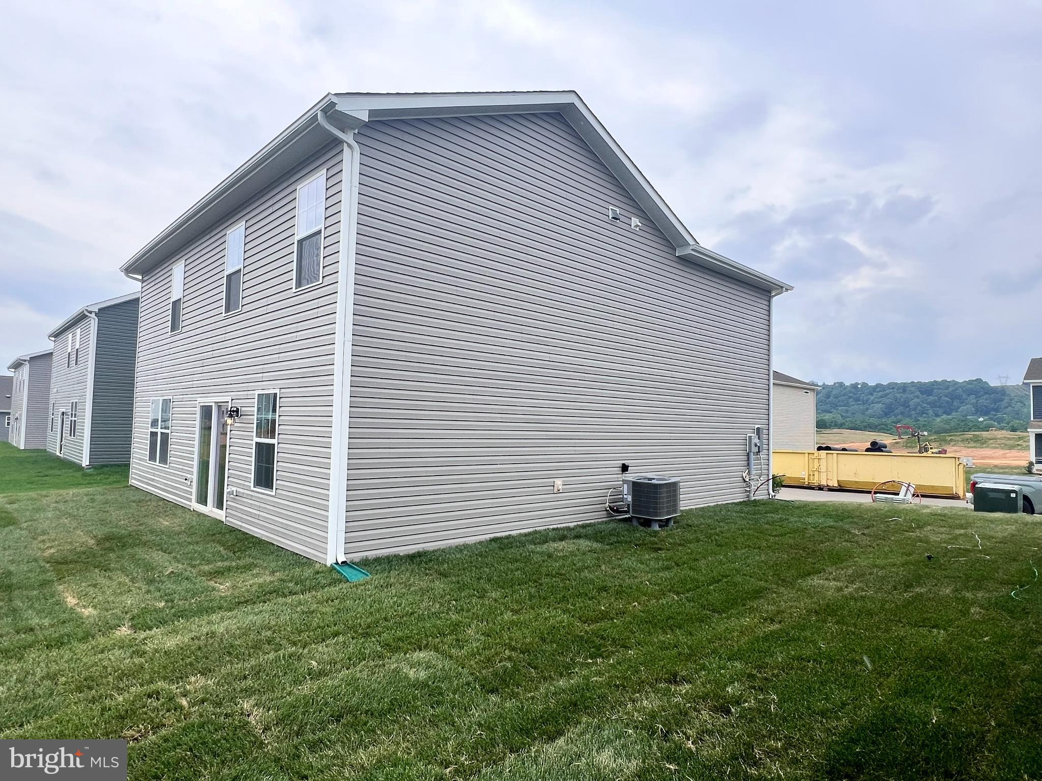 RED HILL - Residential