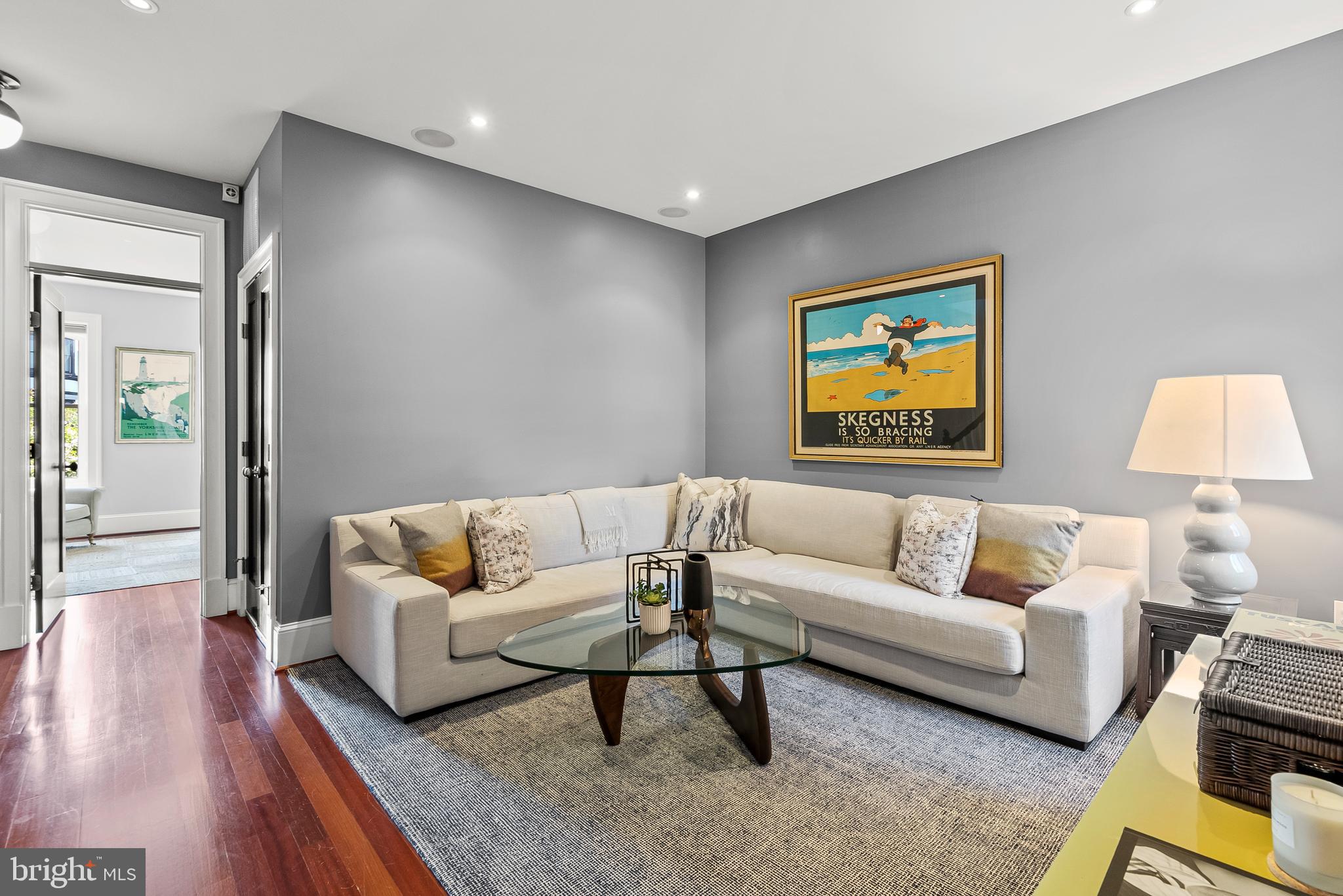 LOGAN CIRCLE - Residential