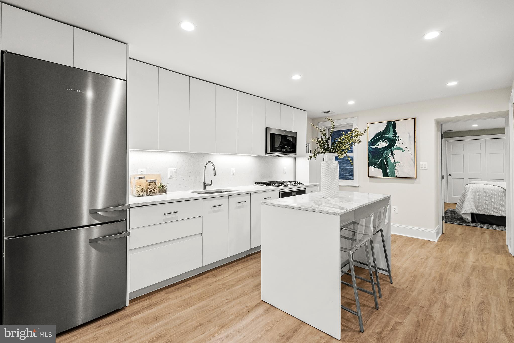 LOGAN CIRCLE - Residential