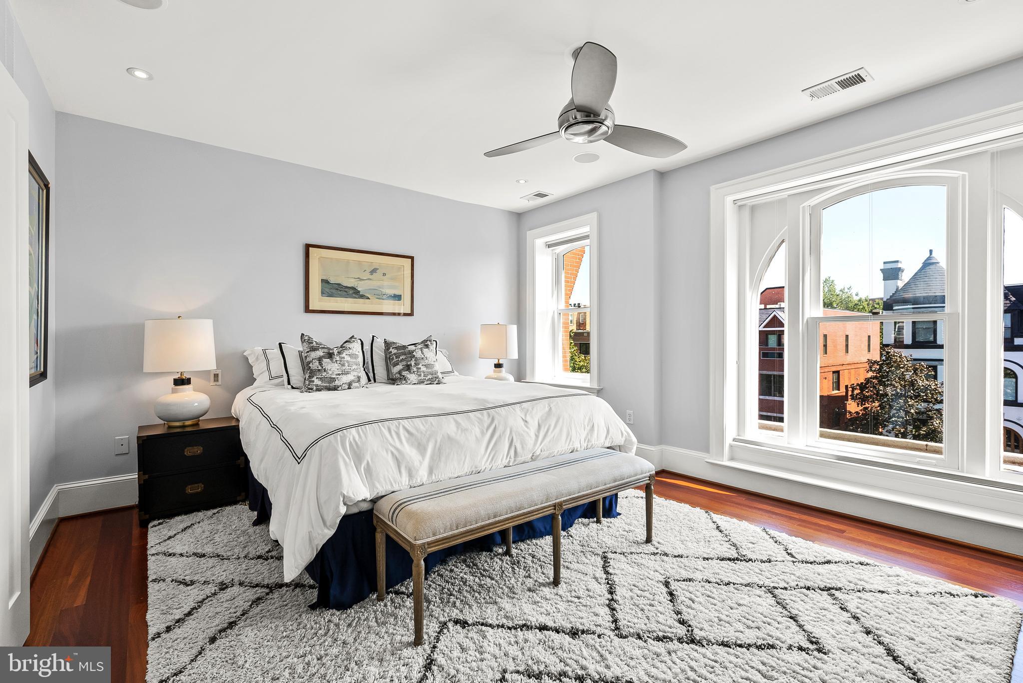LOGAN CIRCLE - Residential
