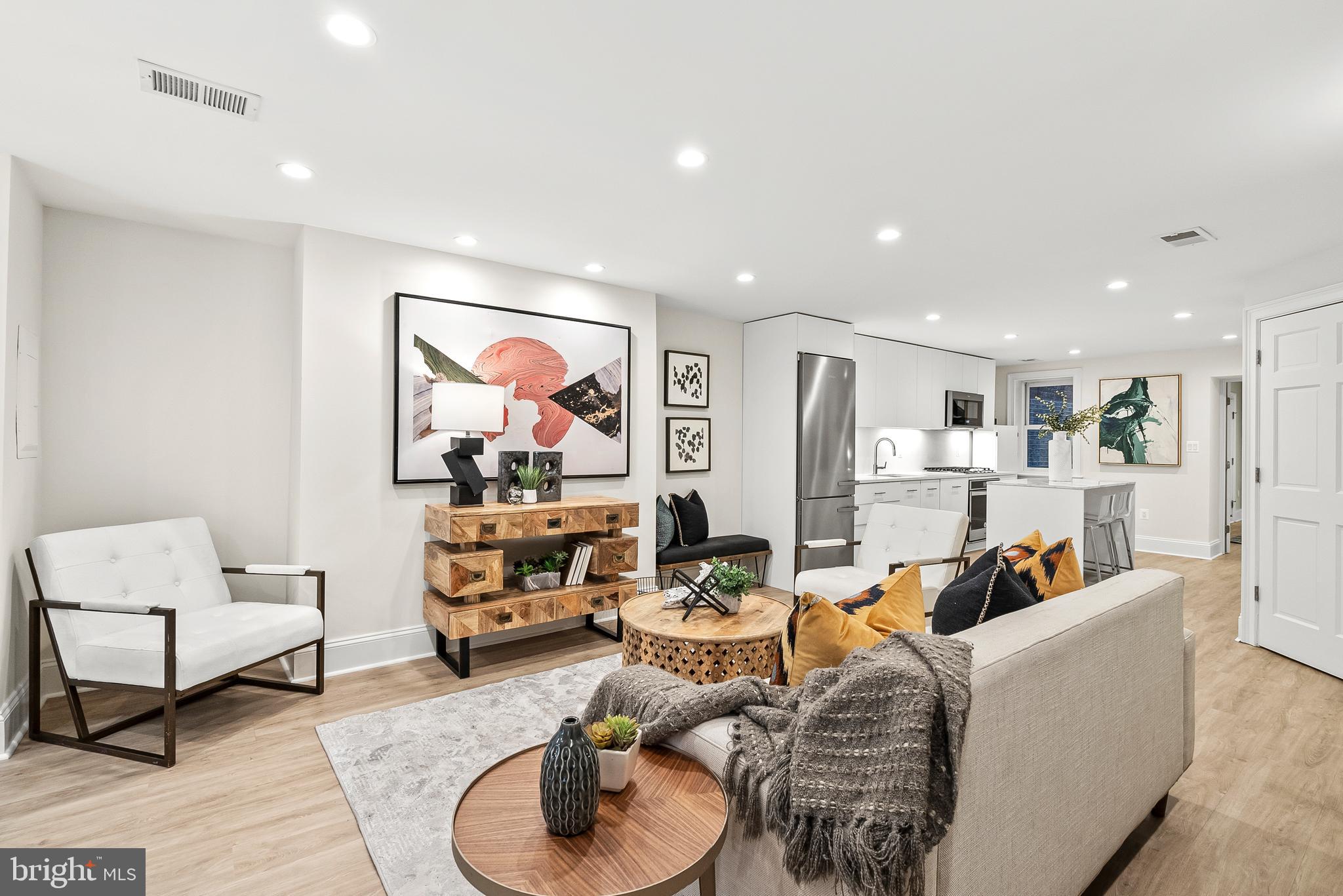 LOGAN CIRCLE - Residential