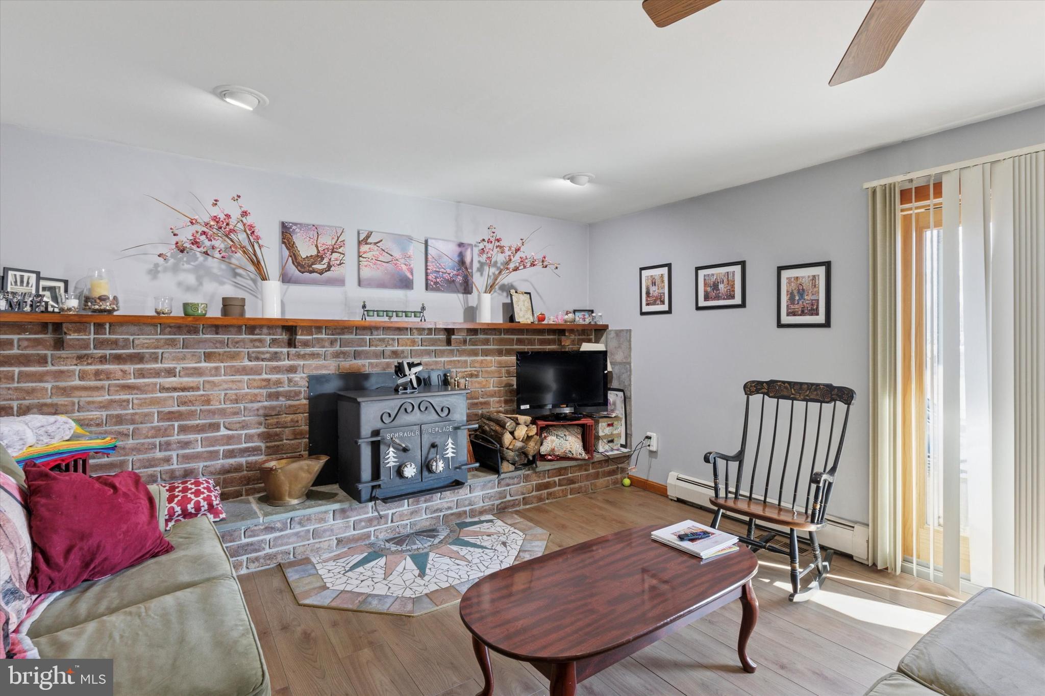 SUNRISE MEADOWS - Residential