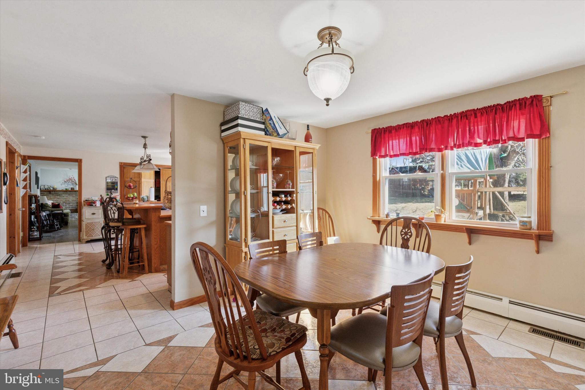 SUNRISE MEADOWS - Residential