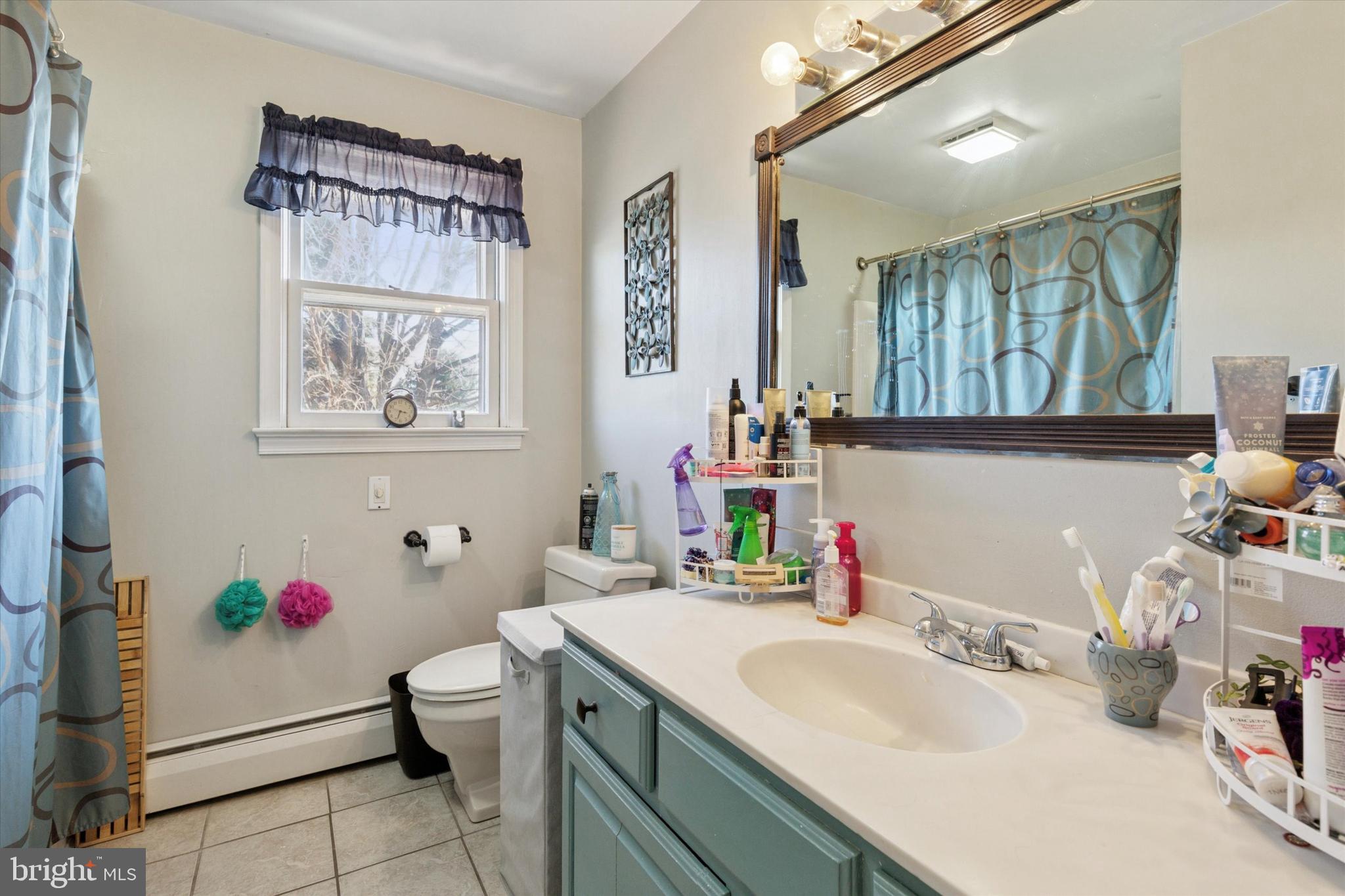 SUNRISE MEADOWS - Residential