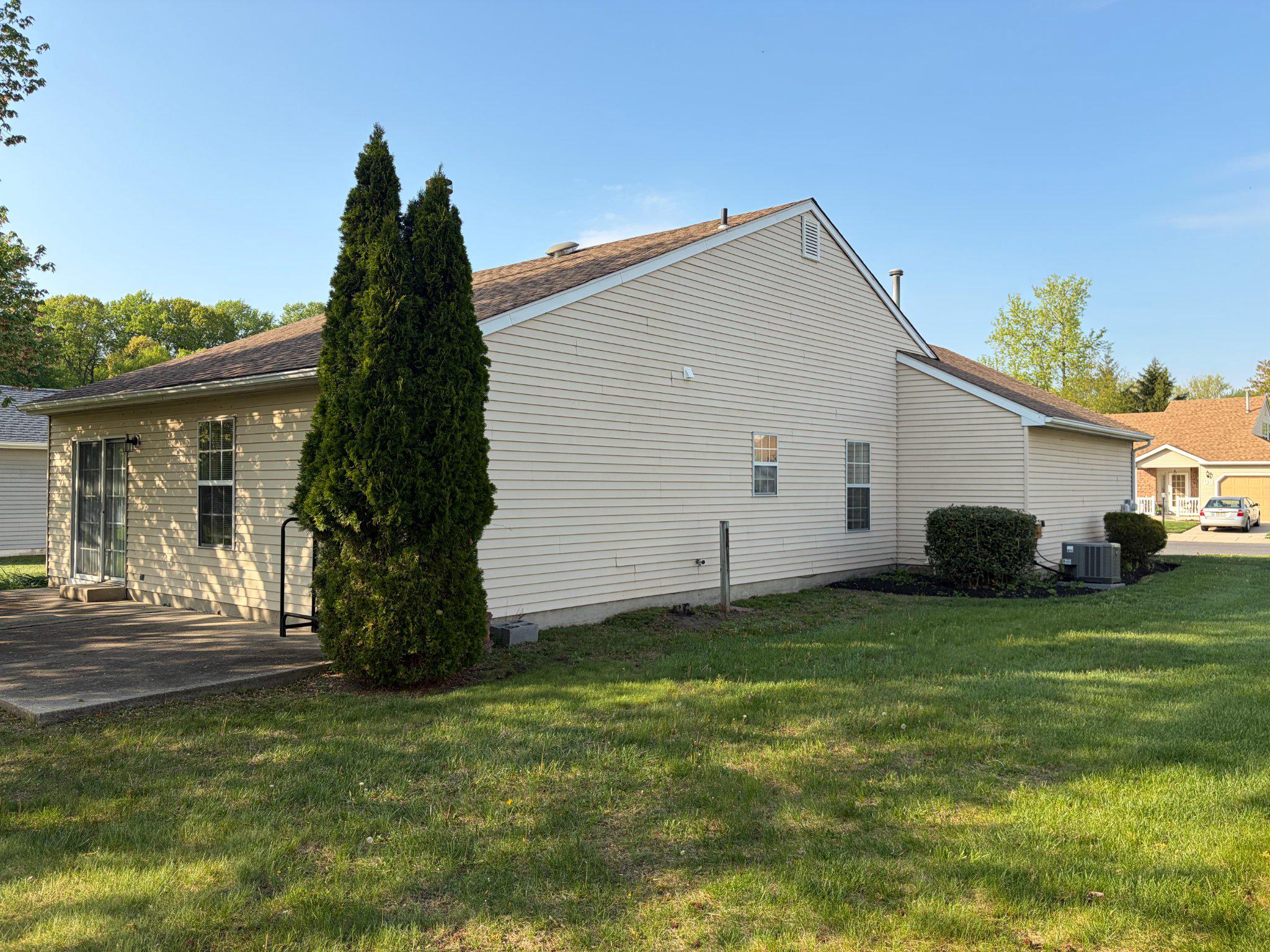 92 KNOLLWOOD DRIVE