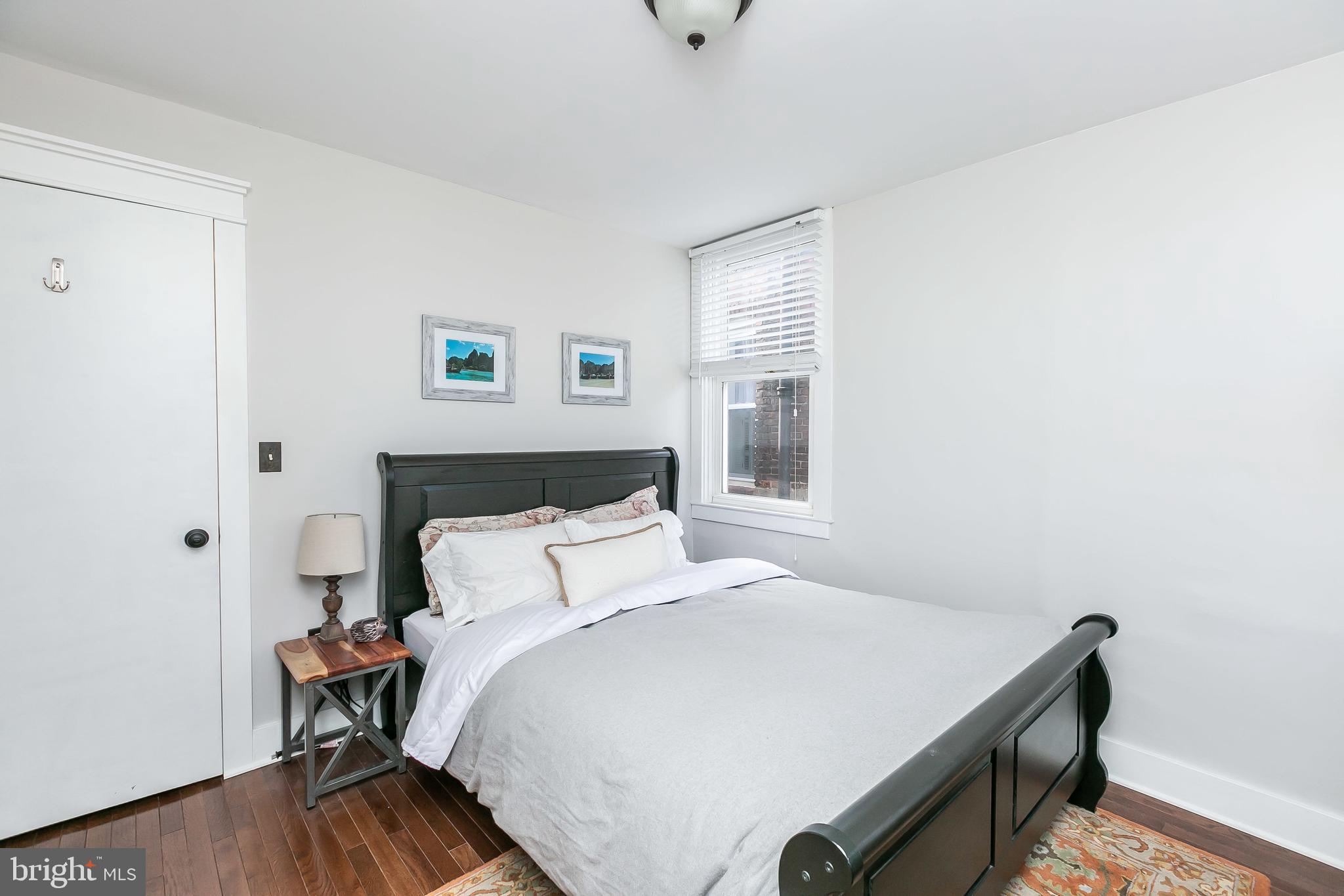 RIVERSIDE - Residential