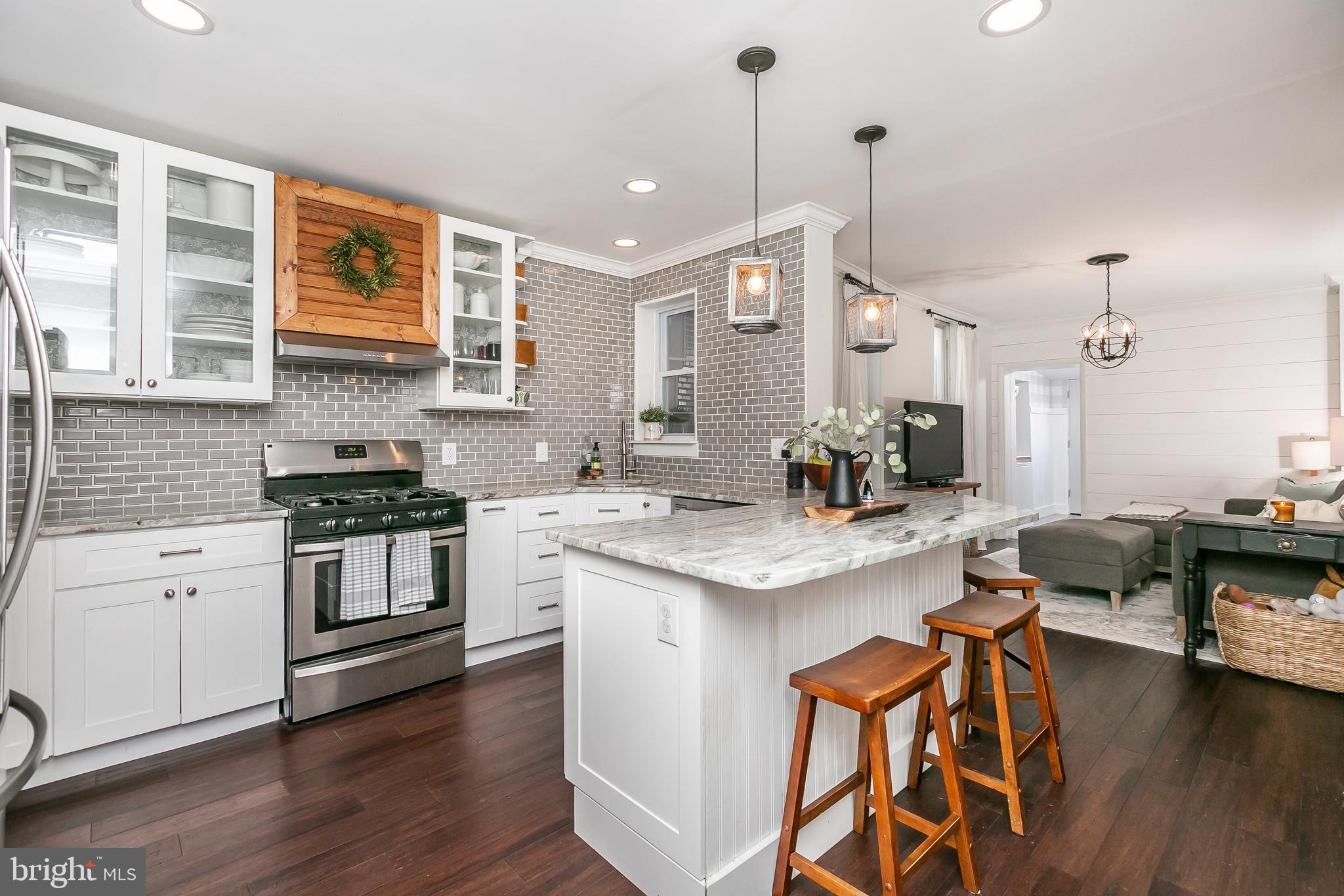 RIVERSIDE - Residential