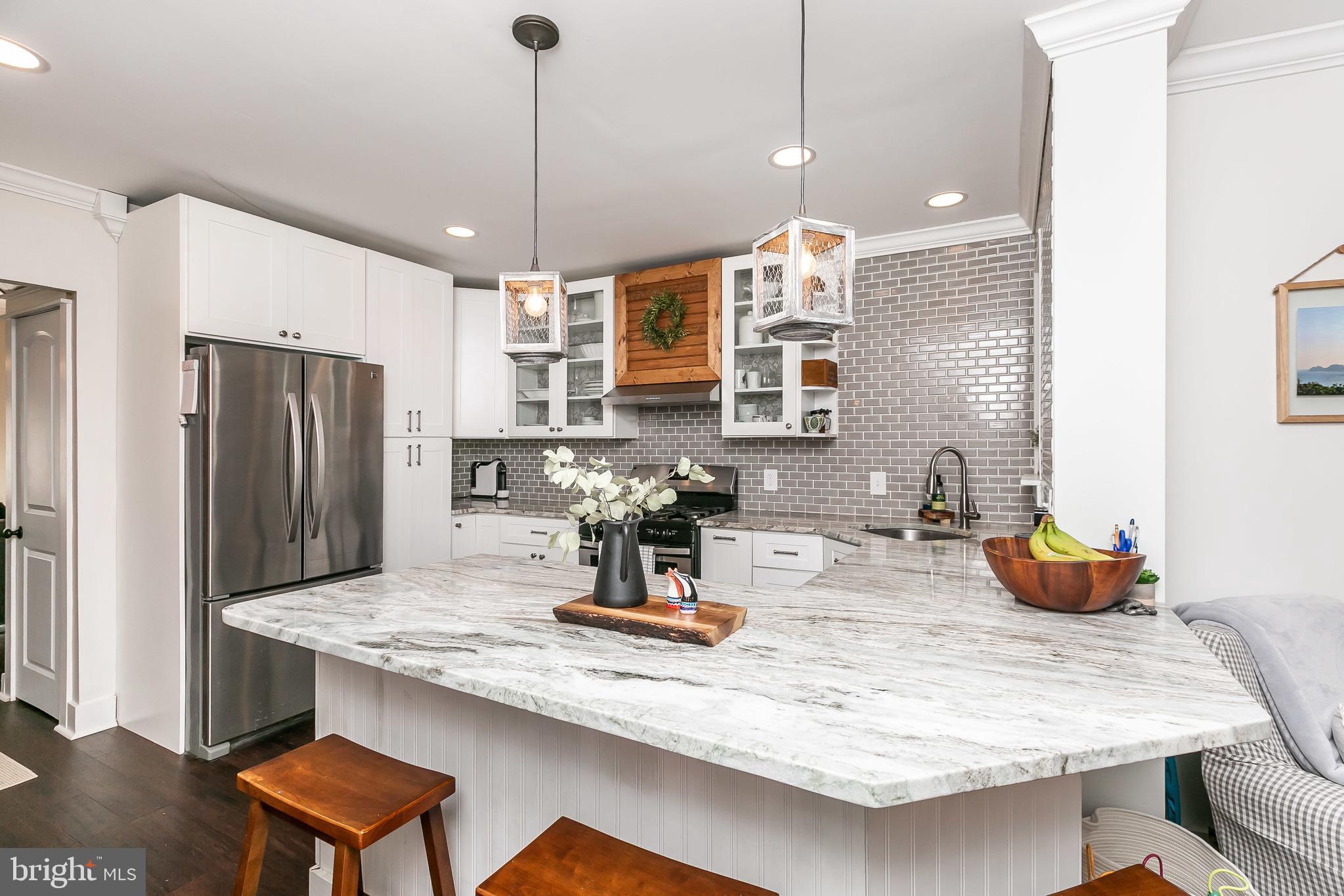 RIVERSIDE - Residential