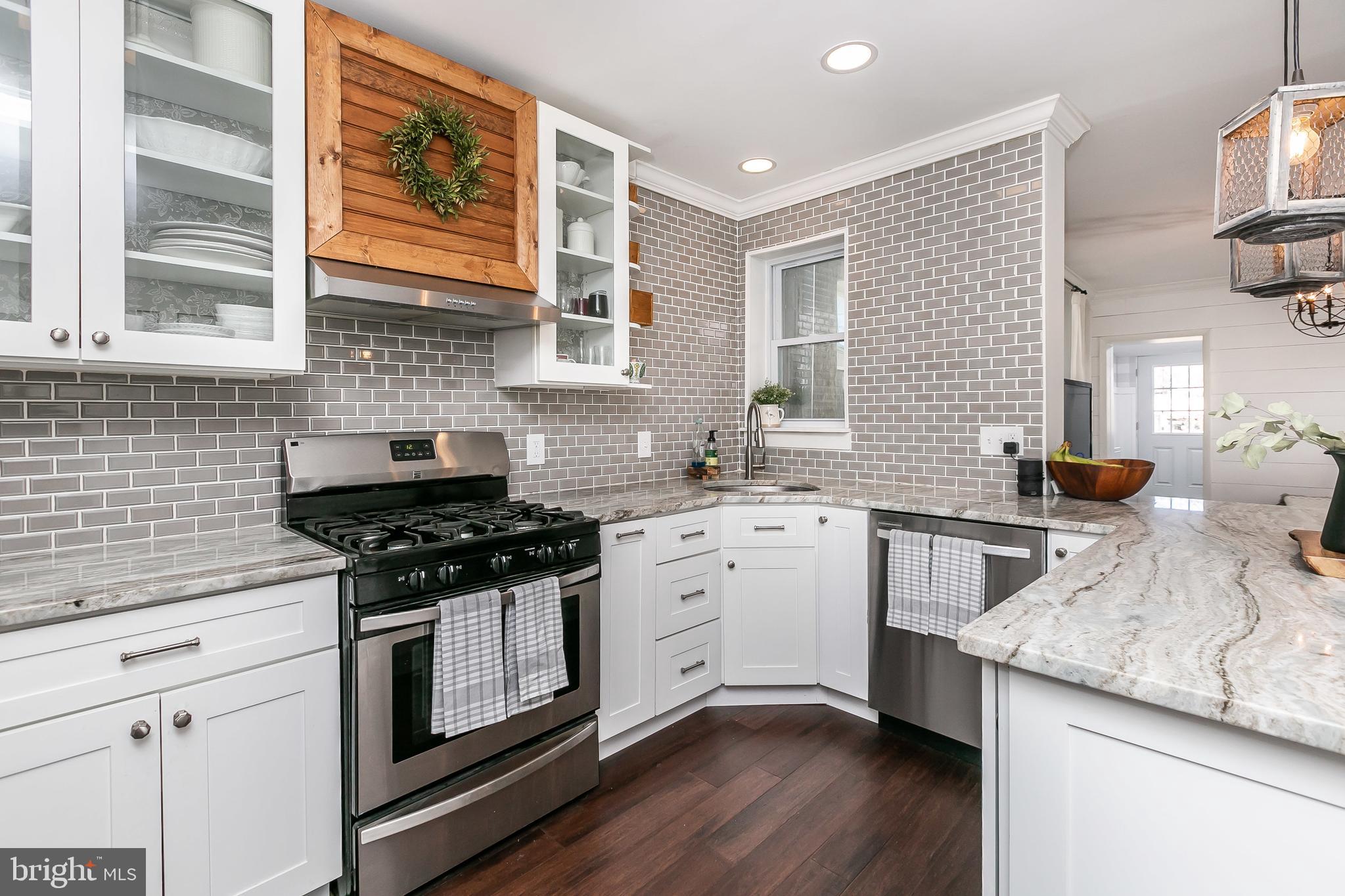 RIVERSIDE - Residential