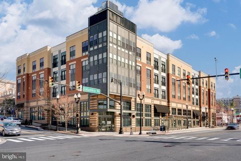 989 S BUCHANAN STREET 409 ARLINGTON VA 22204