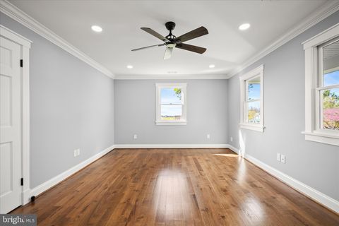 Tiny photo for 21611 Slidell Road, BOYDS, MD 20841 (MLS # MDMC2223902)