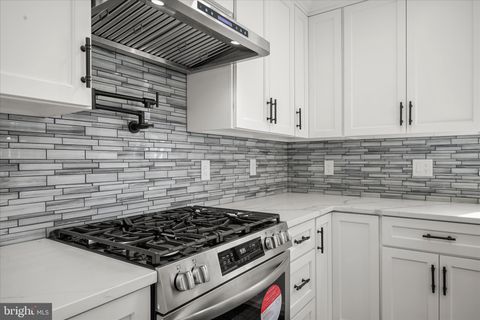 Tiny photo for 21611 Slidell Road, BOYDS, MD 20841 (MLS # MDMC2223902)