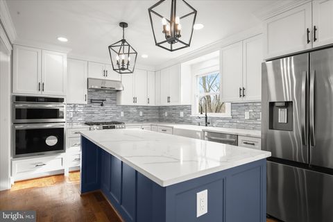 Tiny photo for 21611 Slidell Road, BOYDS, MD 20841 (MLS # MDMC2223902)