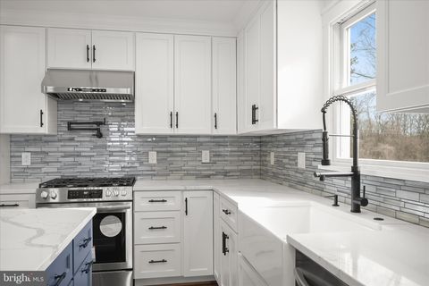 Tiny photo for 21611 Slidell Road, BOYDS, MD 20841 (MLS # MDMC2223902)