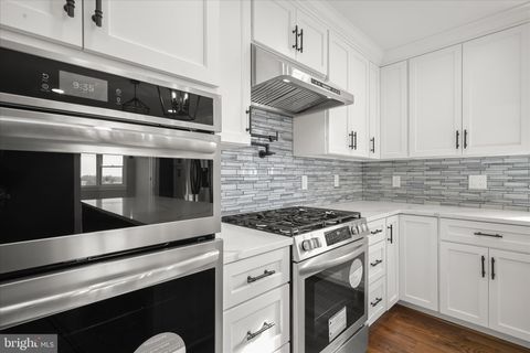 Tiny photo for 21611 Slidell Road, BOYDS, MD 20841 (MLS # MDMC2223902)