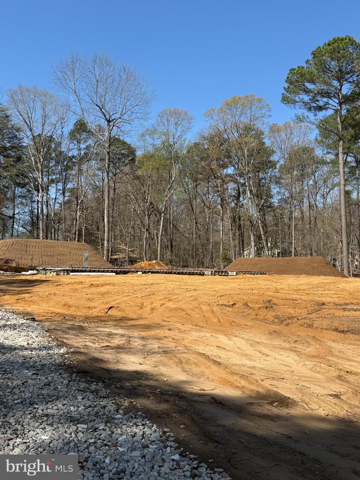 LONG BEACH - Residential