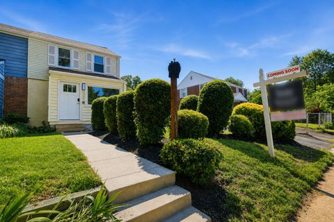 Photo of 6023 Williamsburg Road, ALEXANDRIA, VA 22303 (MLS # VAFX2313248)
