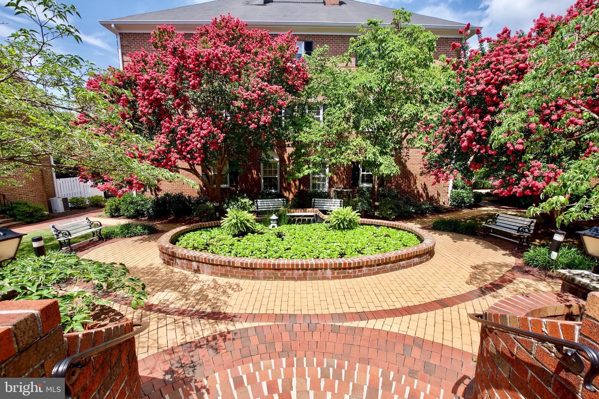 WATERGATE OF ALEXANDRIA - Residential