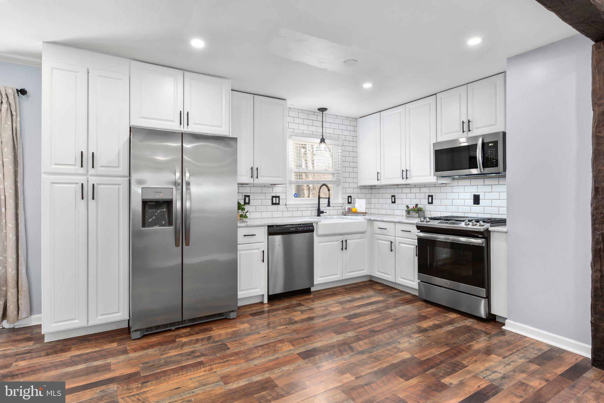 DALE CITY - Residential