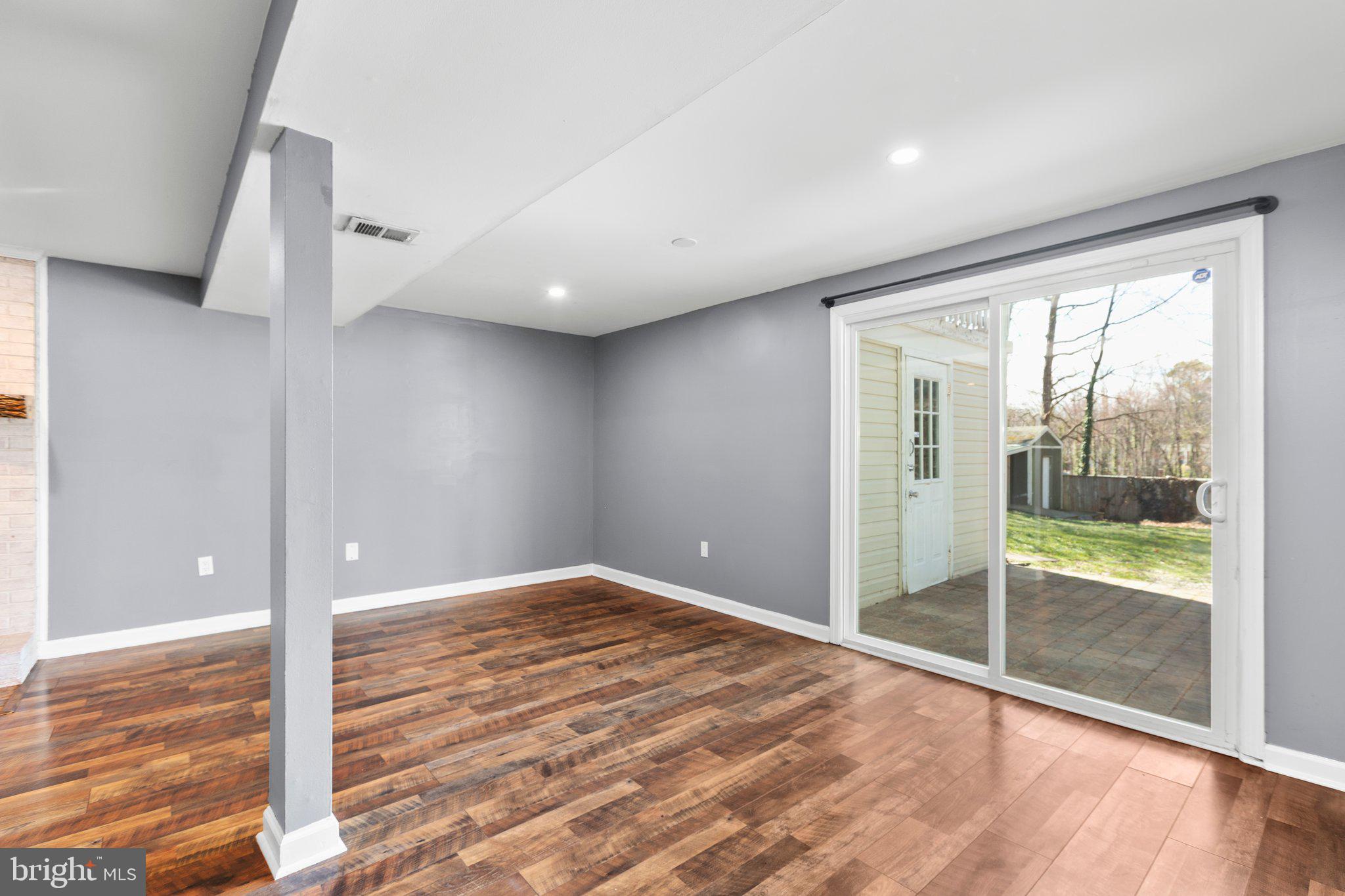 DALE CITY - Residential