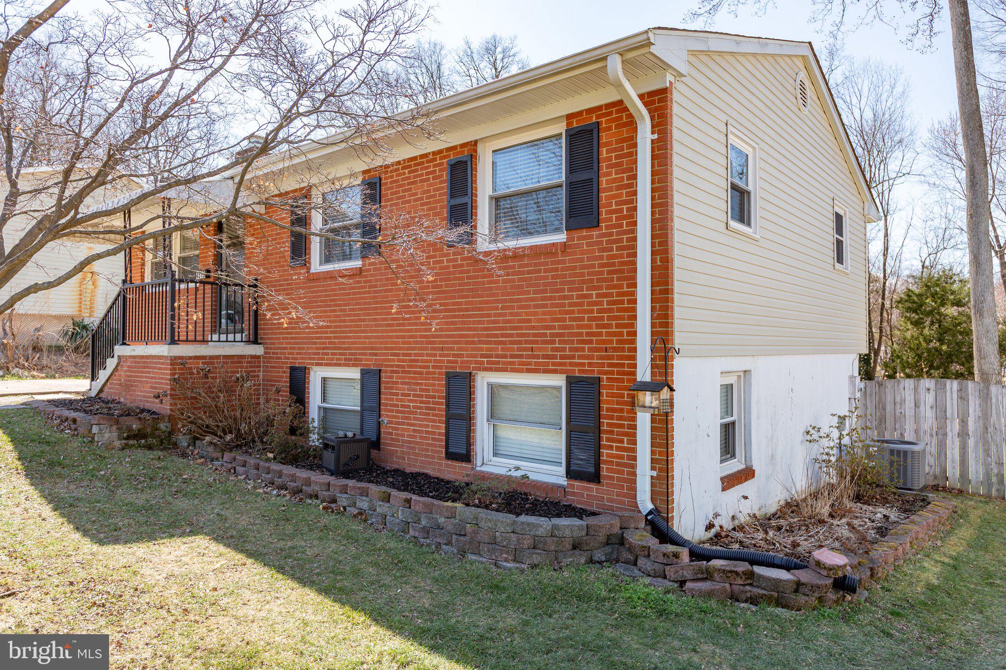 DALE CITY - Residential