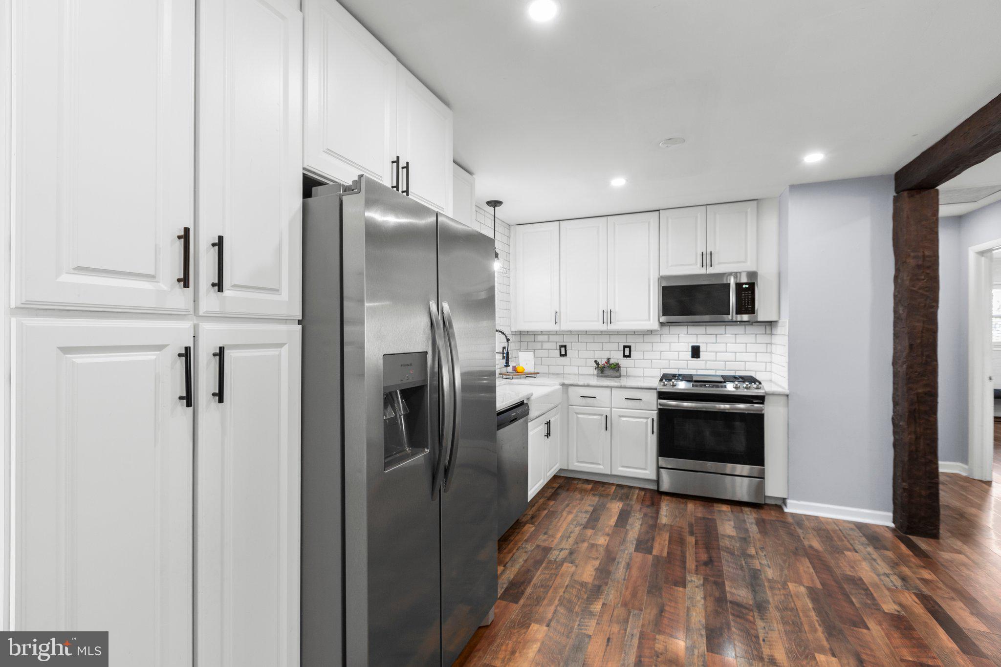 DALE CITY - Residential