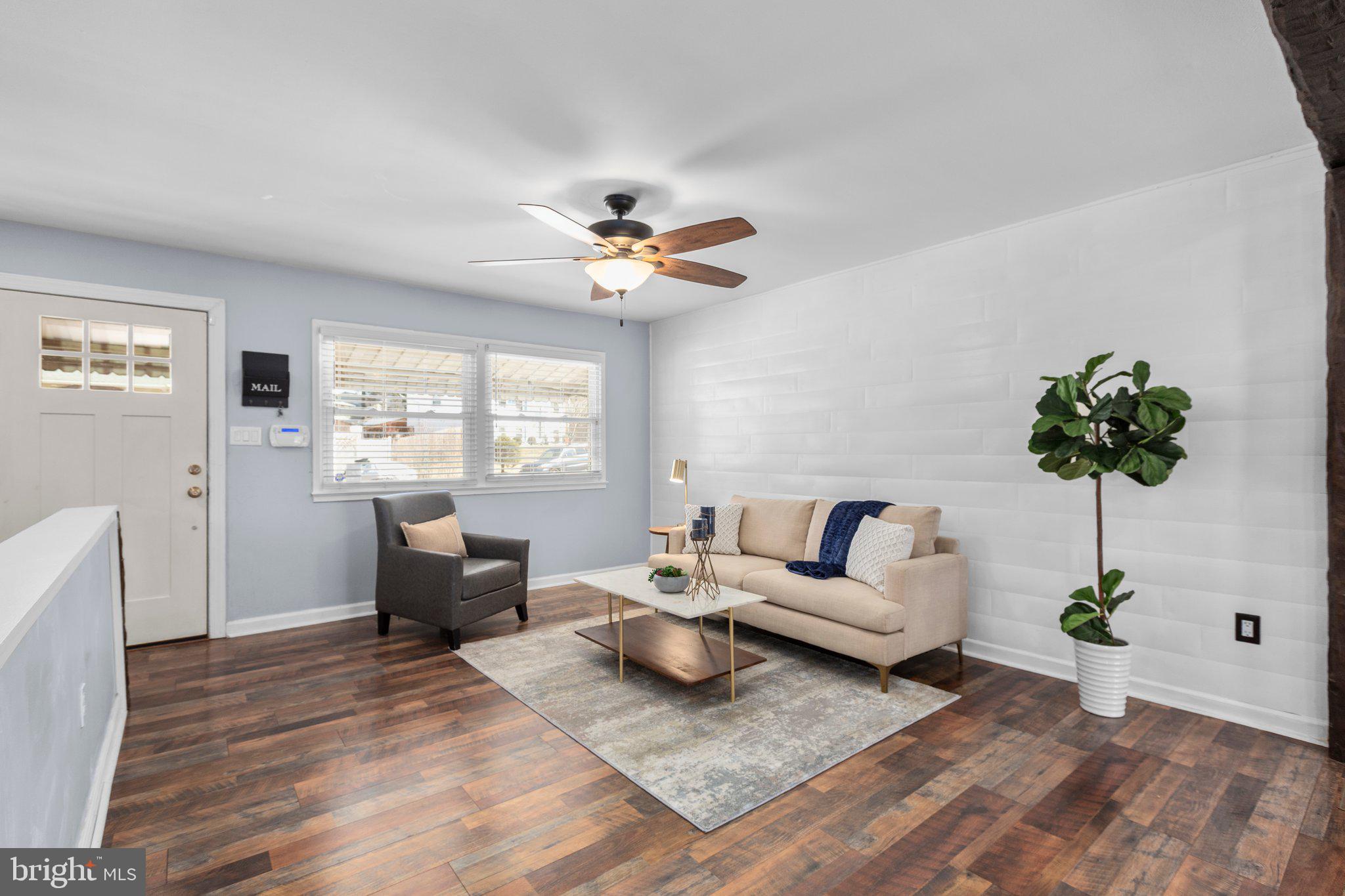 DALE CITY - Residential