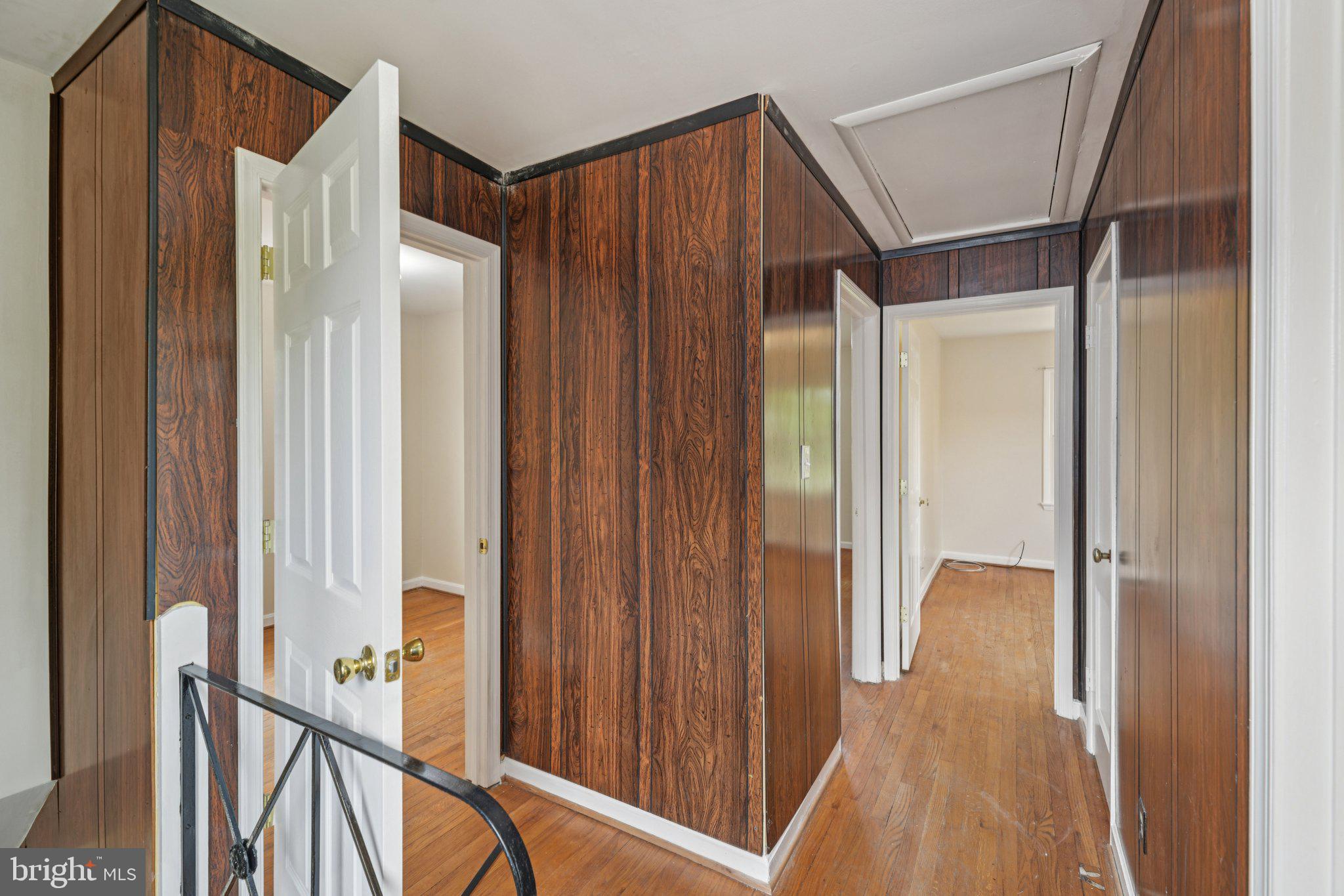 PARKLAWN - Residential Lease