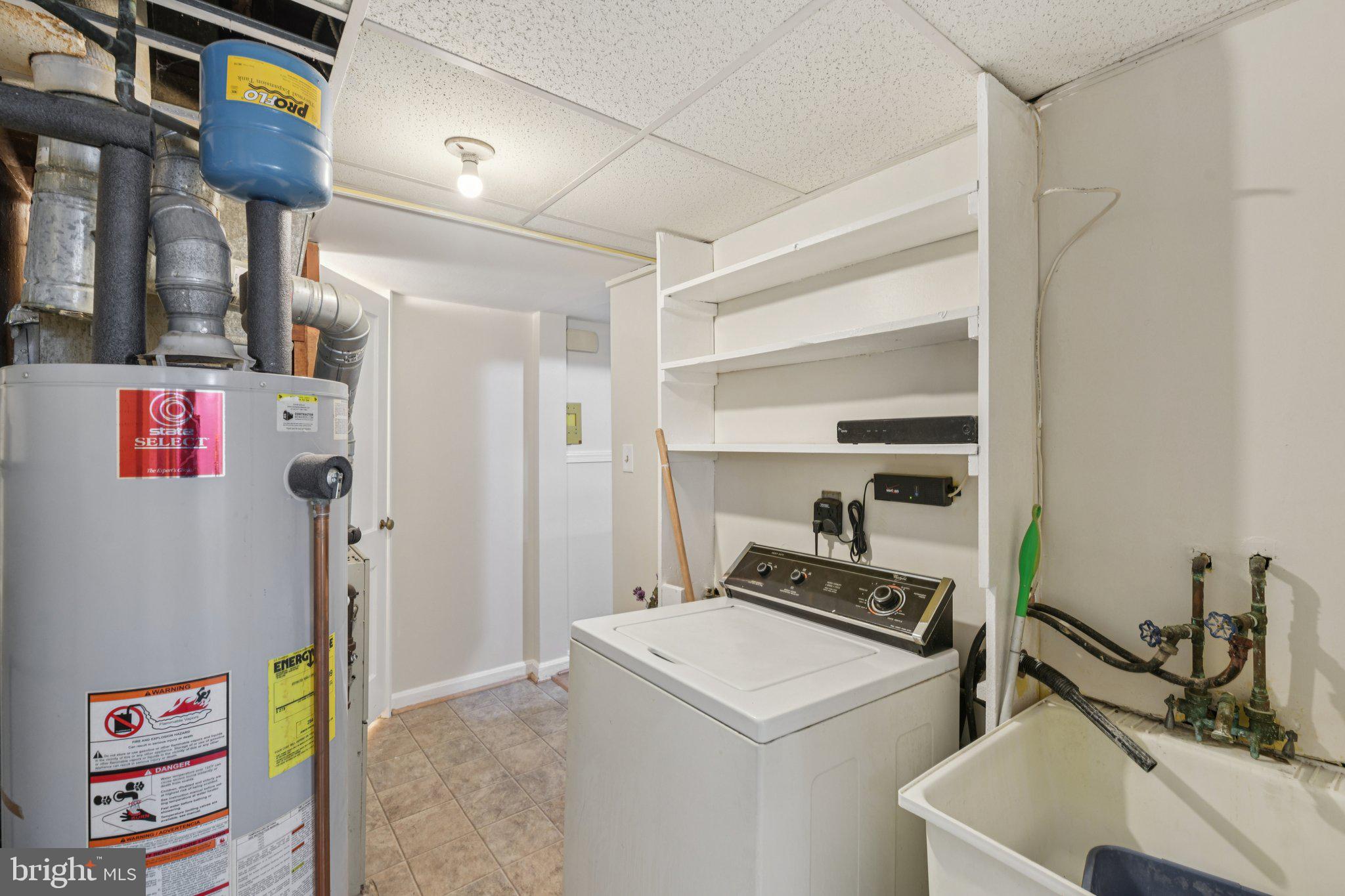 PARKLAWN - Residential Lease