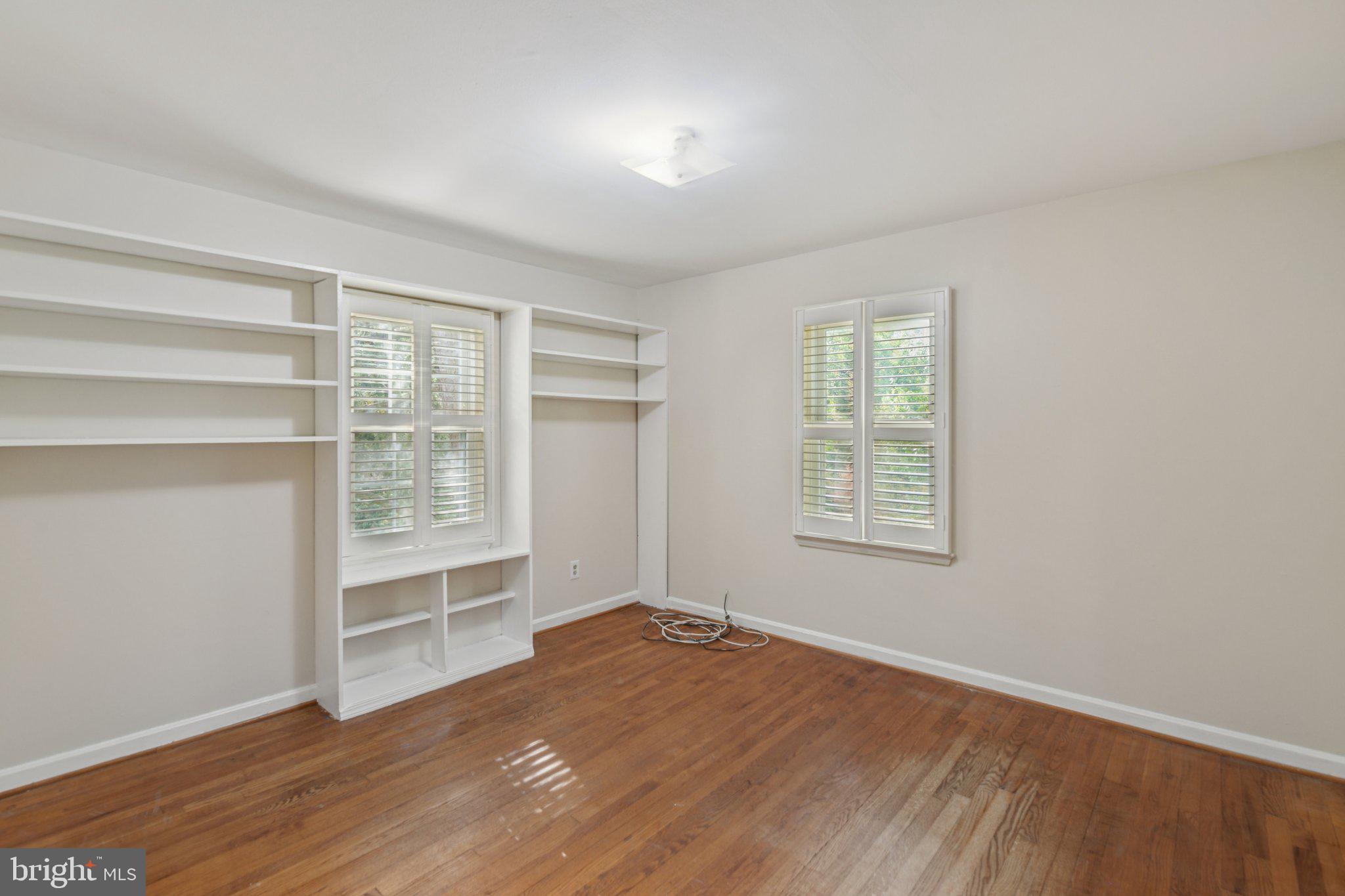 PARKLAWN - Residential Lease