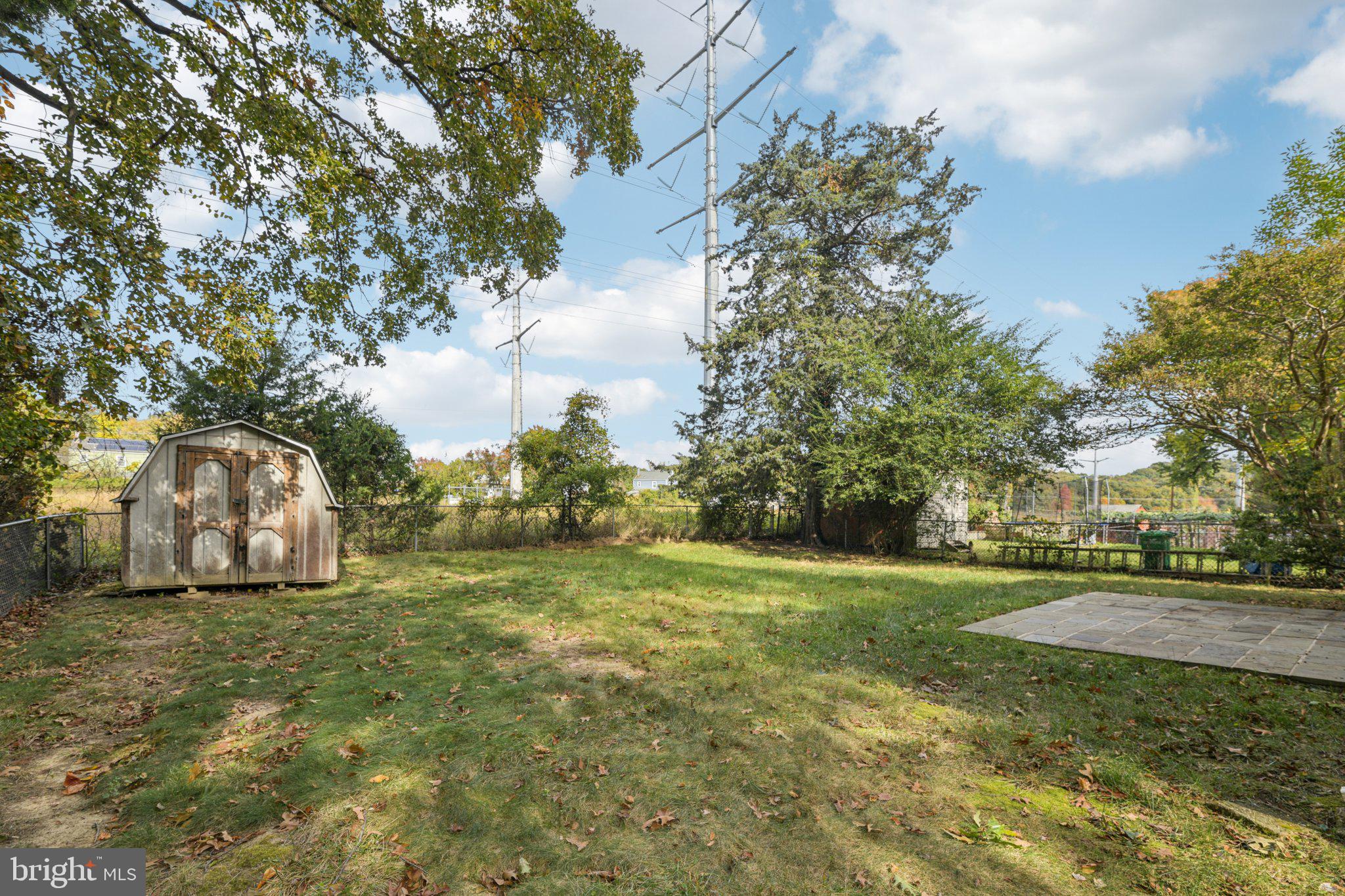 PARKLAWN - Residential Lease