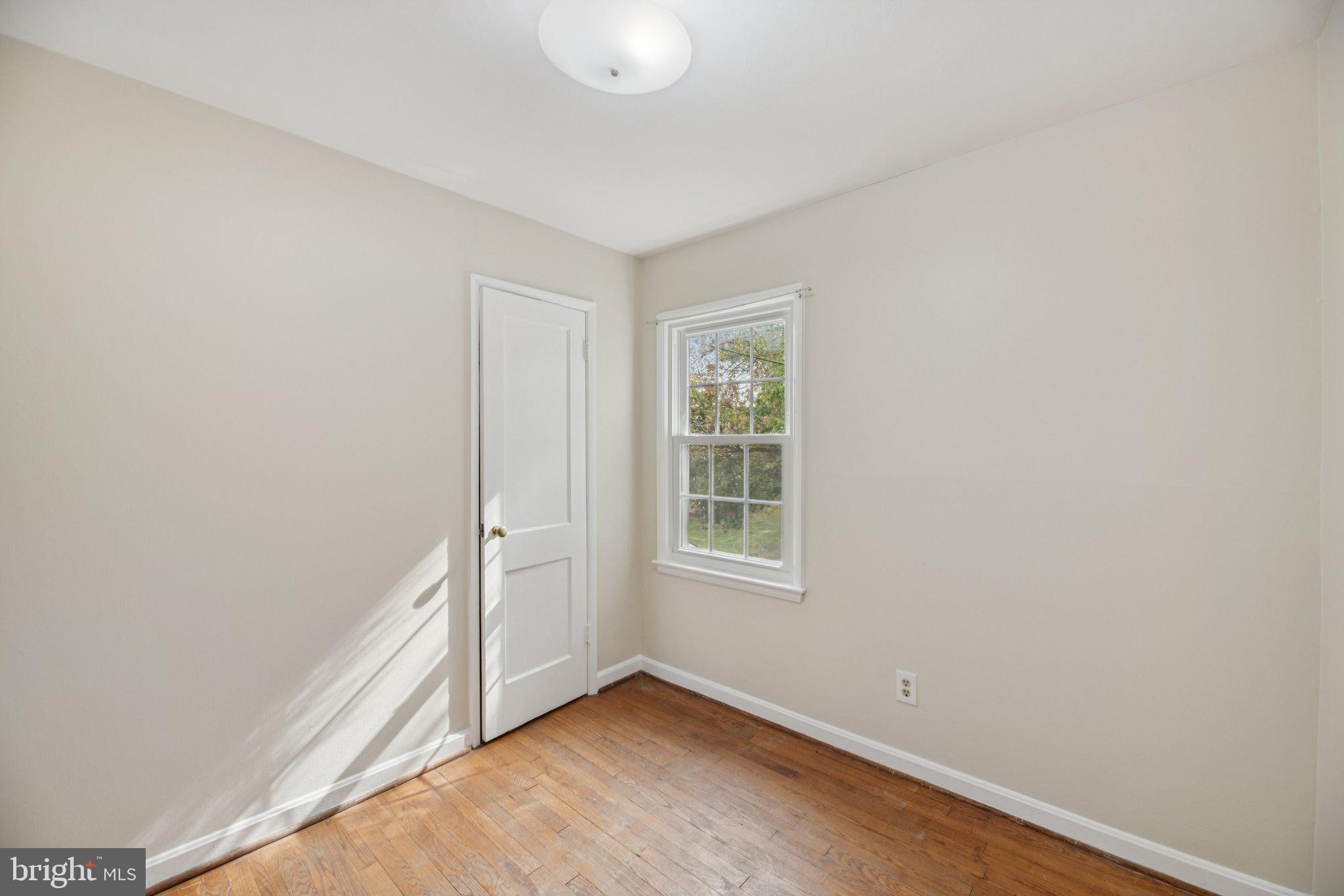 PARKLAWN - Residential Lease