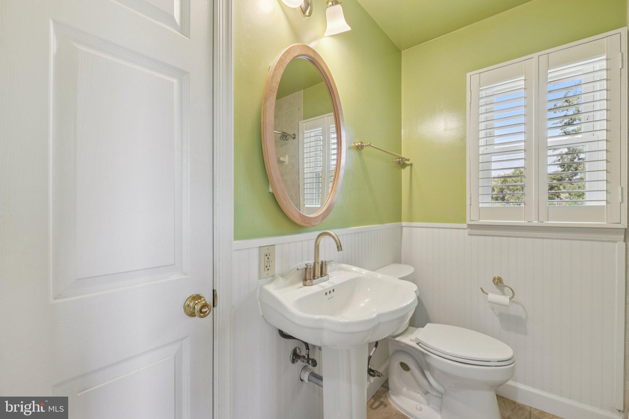 PARKLAWN - Residential Lease