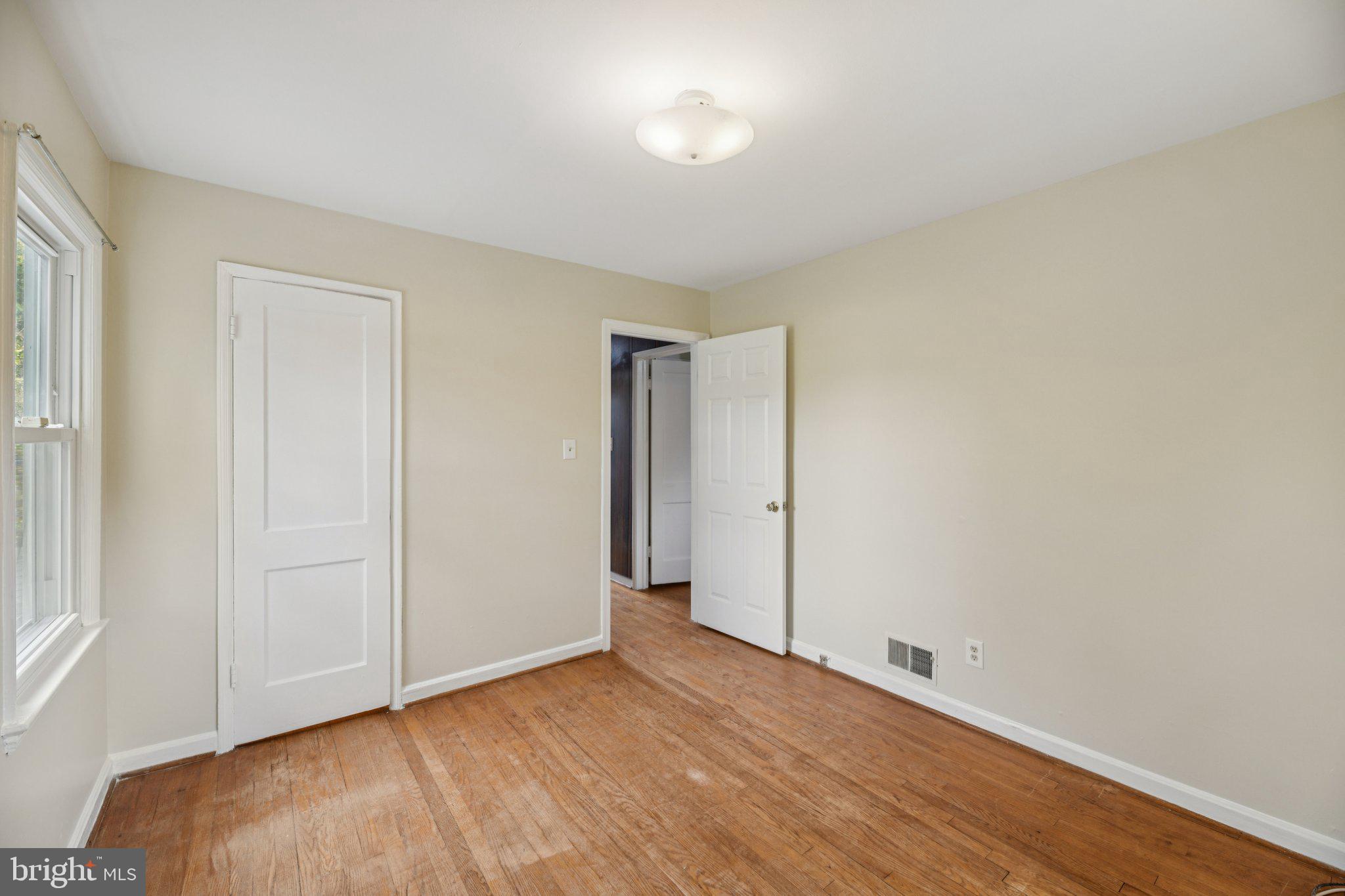 PARKLAWN - Residential Lease