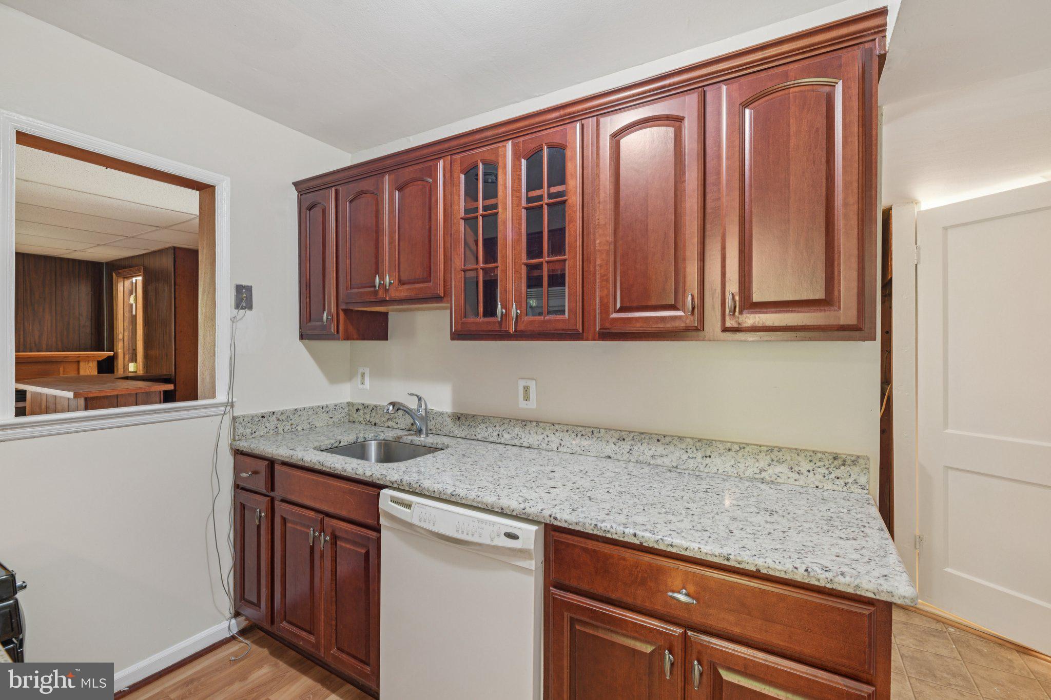 PARKLAWN - Residential Lease