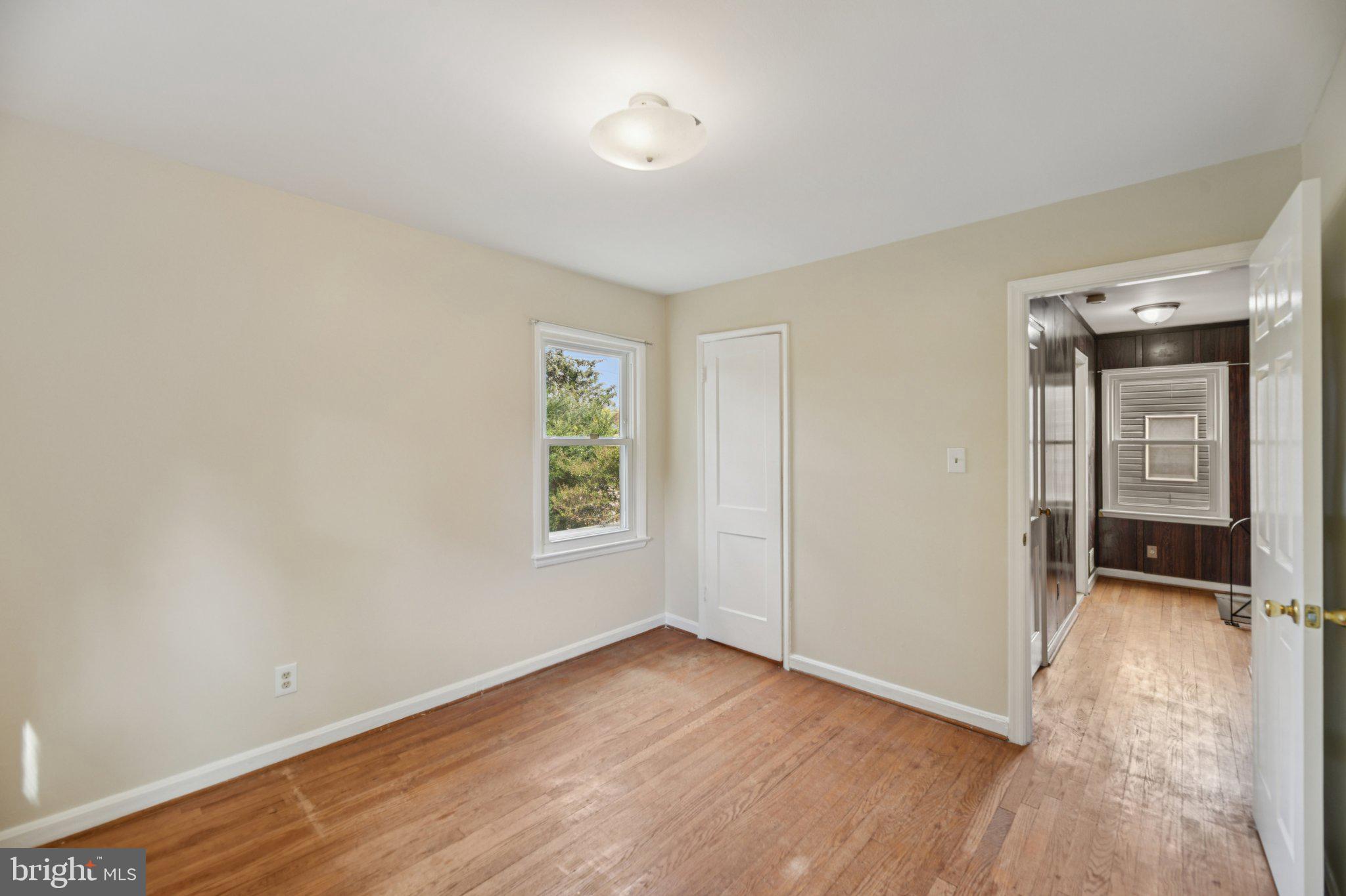 PARKLAWN - Residential Lease