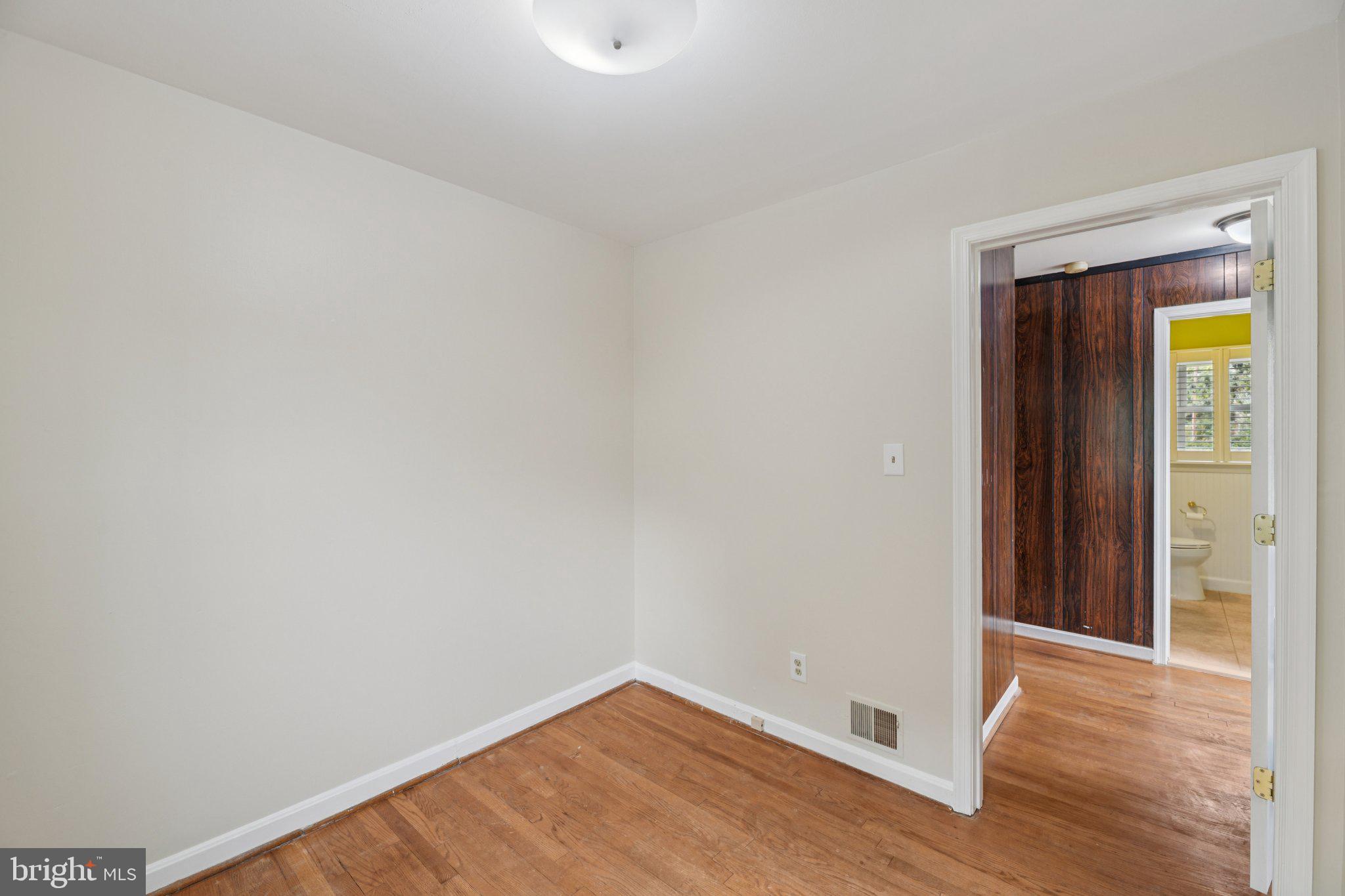 PARKLAWN - Residential Lease