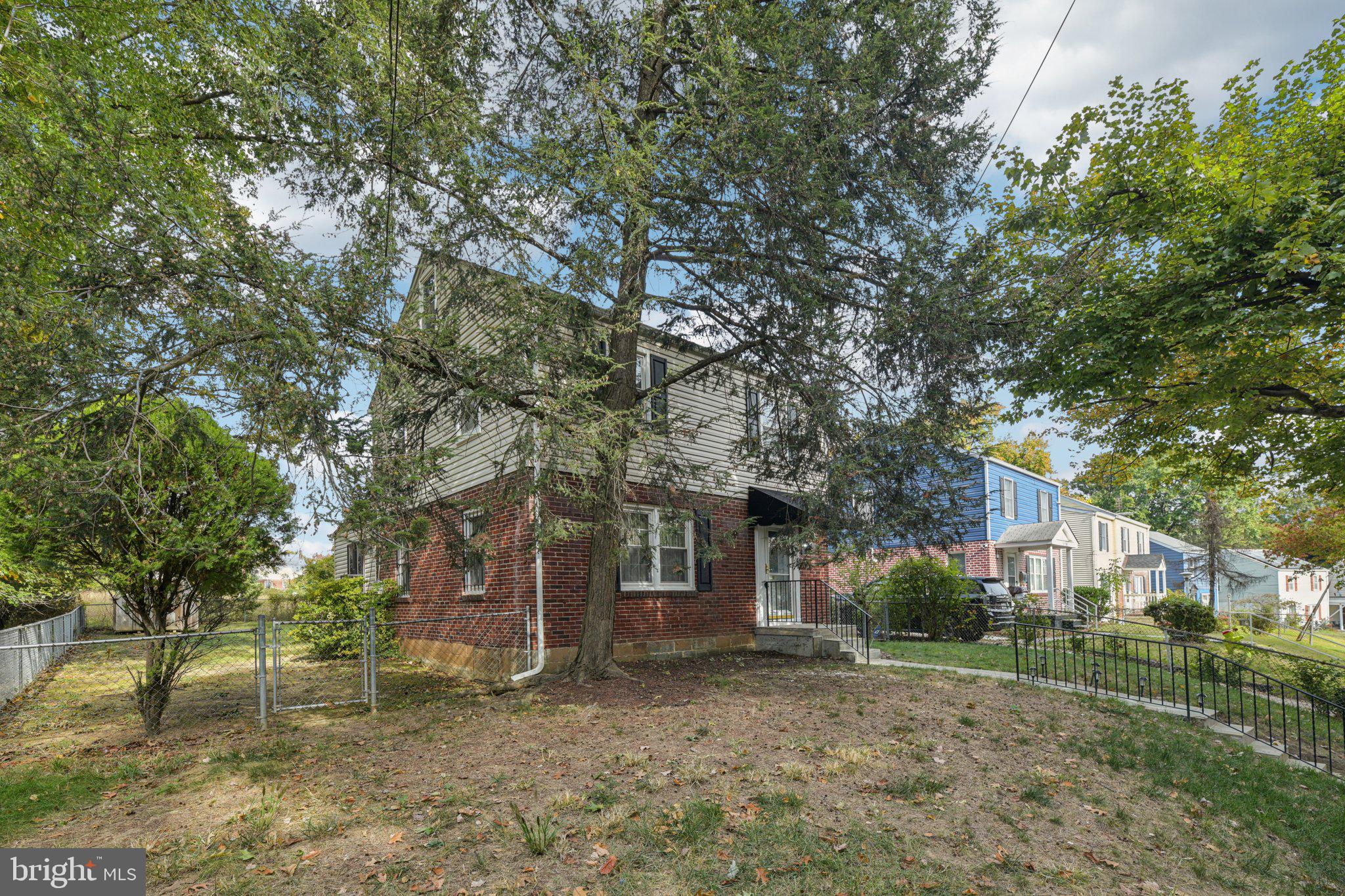 PARKLAWN - Residential Lease