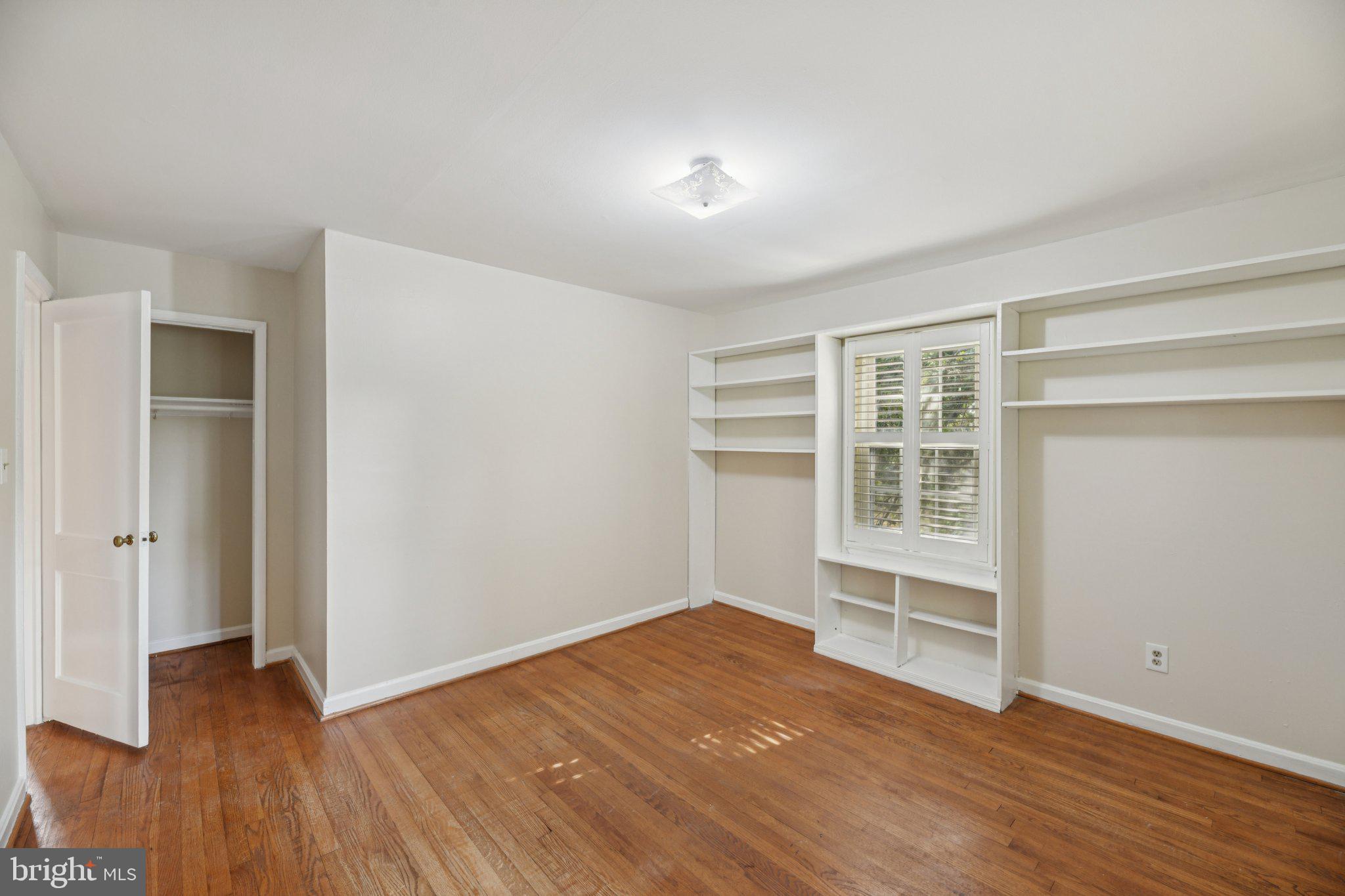 PARKLAWN - Residential Lease