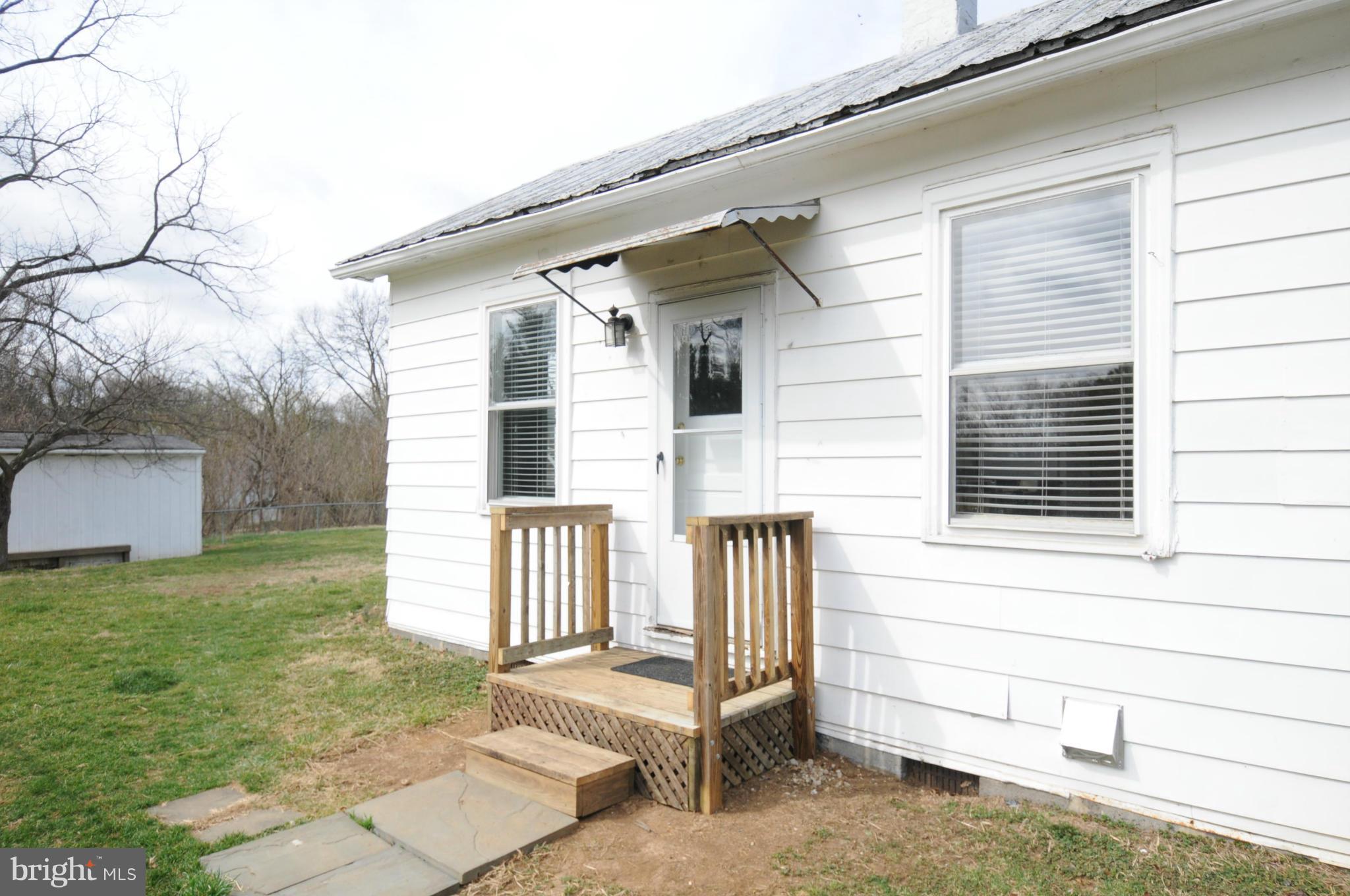 PAEONIAN SPRINGS - Residential