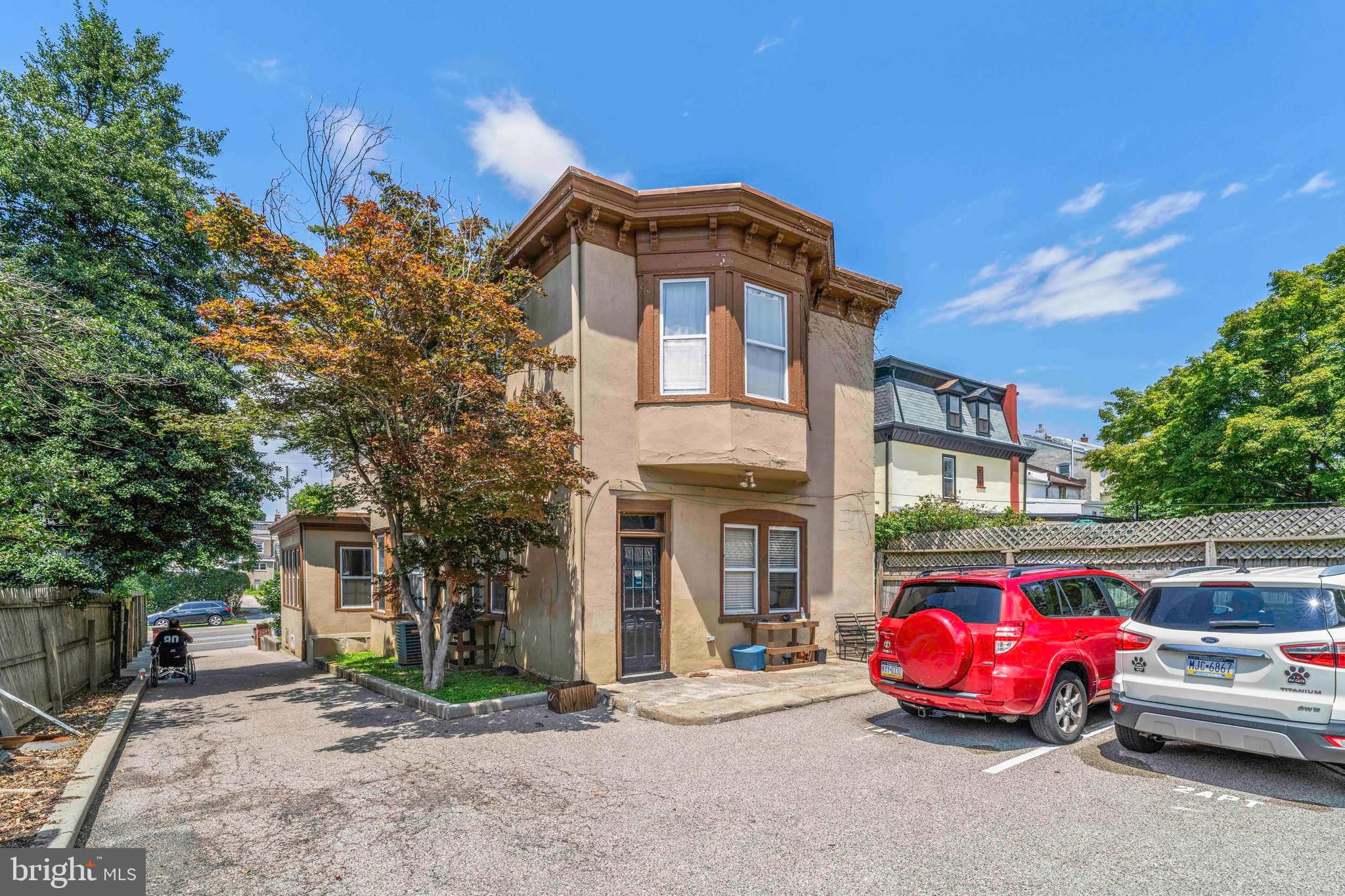 ROXBOROUGH - Residential Income