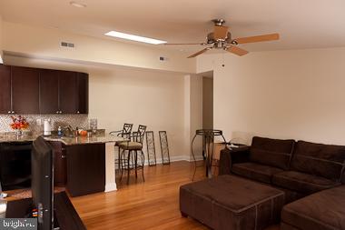 ROXBOROUGH - Residential Income