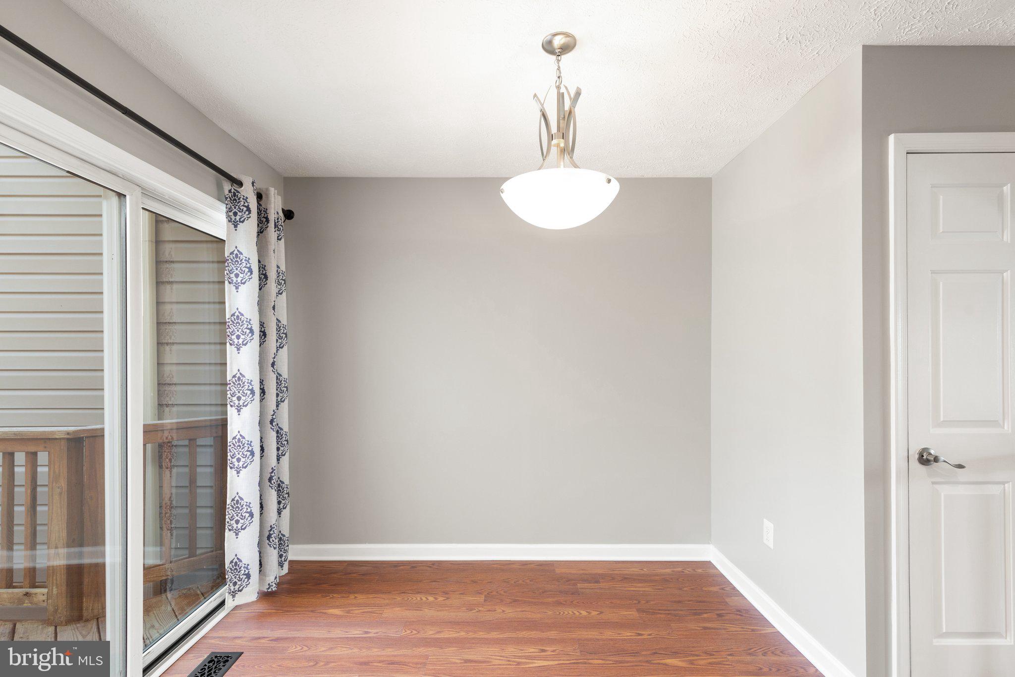 IRWINS CHOICE - Residential Lease