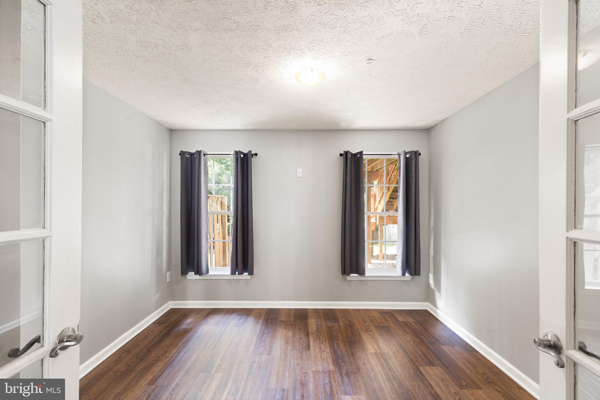 IRWINS CHOICE - Residential Lease