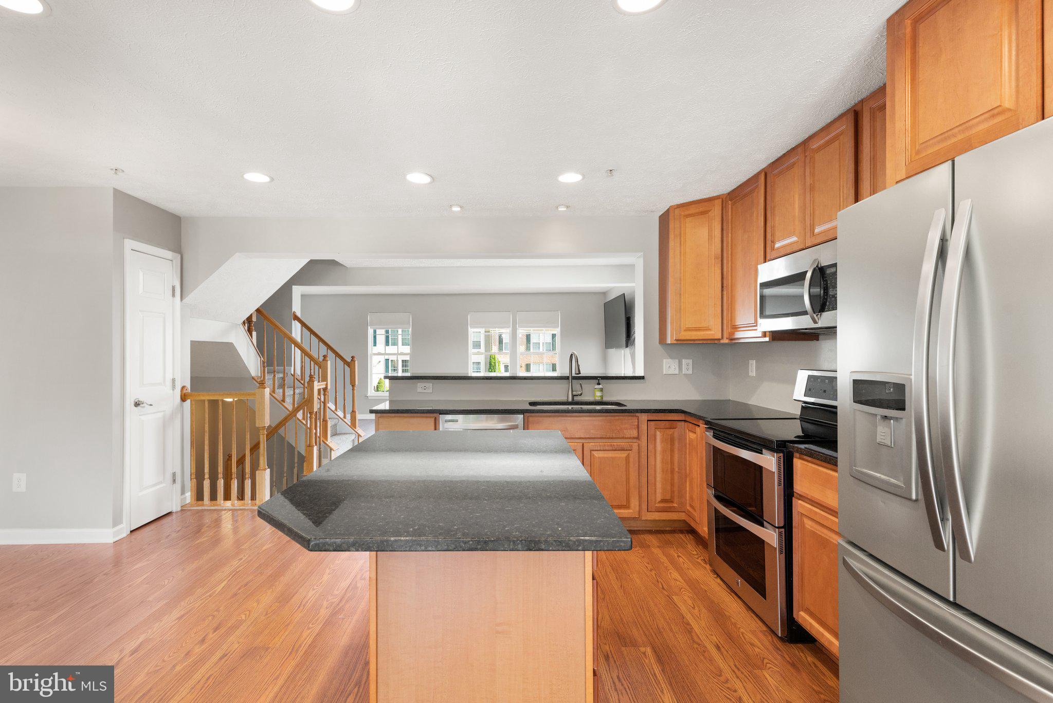 IRWINS CHOICE - Residential Lease