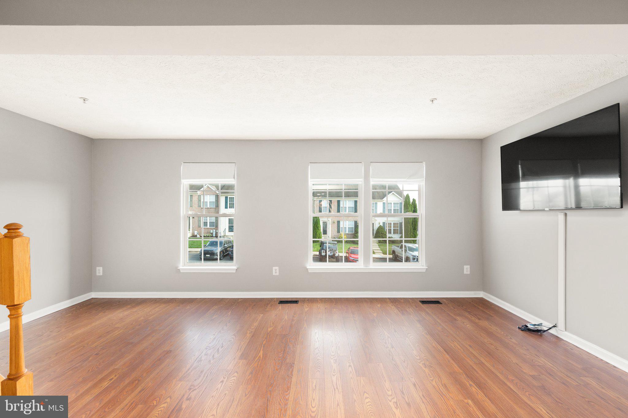 IRWINS CHOICE - Residential Lease