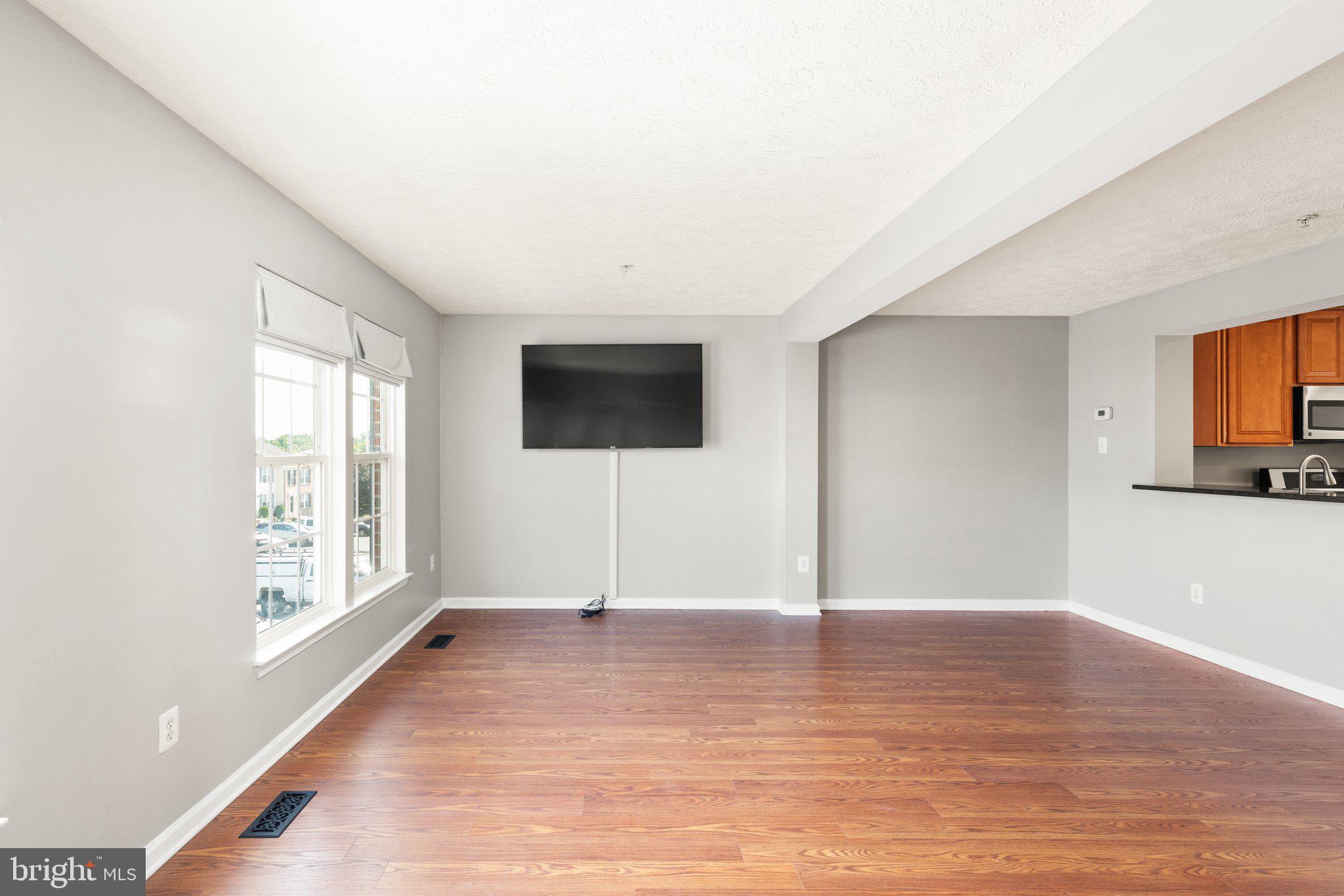 IRWINS CHOICE - Residential Lease